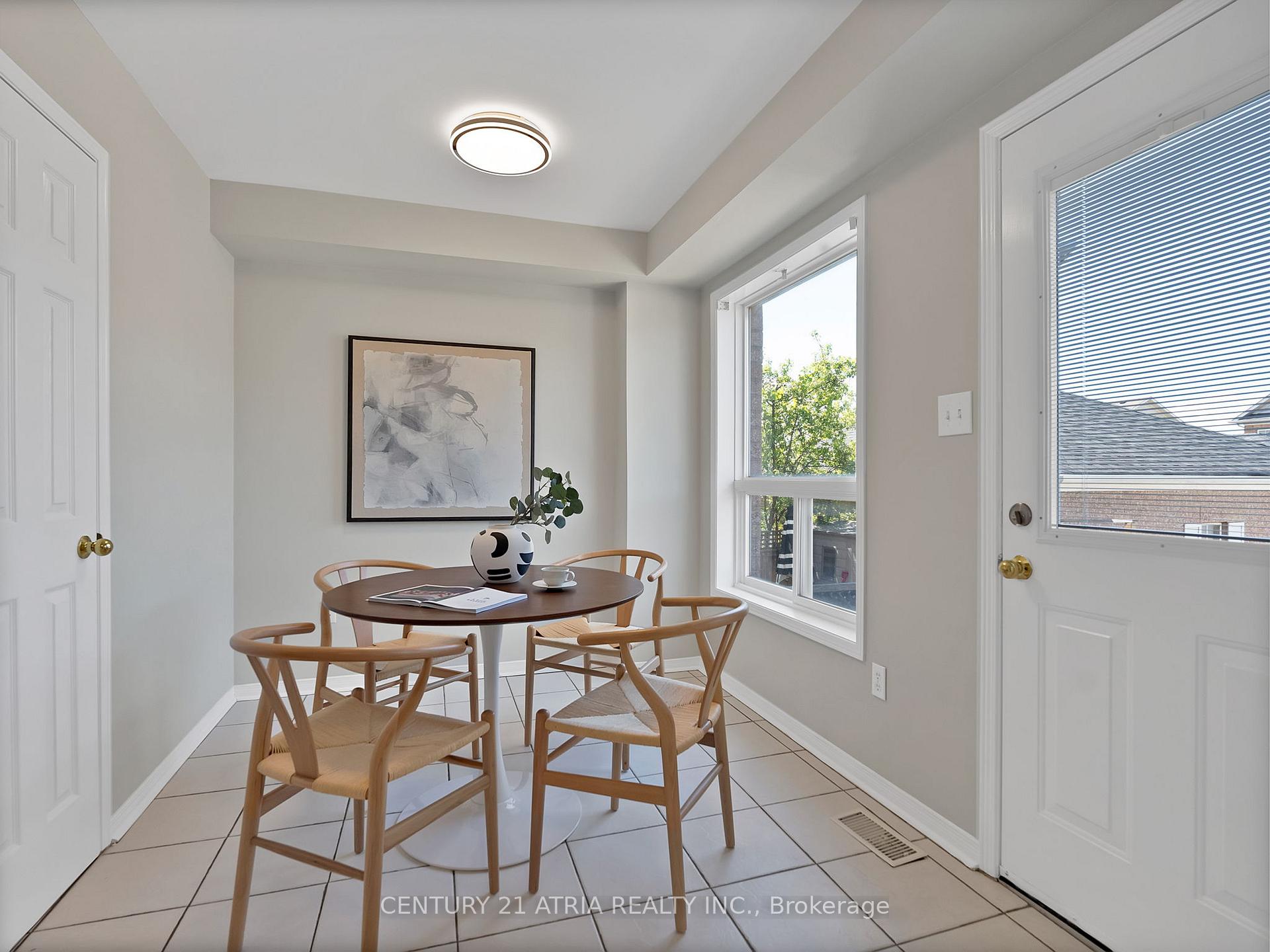 Photo 16 of 143 Baywell Crescent, Aurora, Bayview Wellington — HOMEH