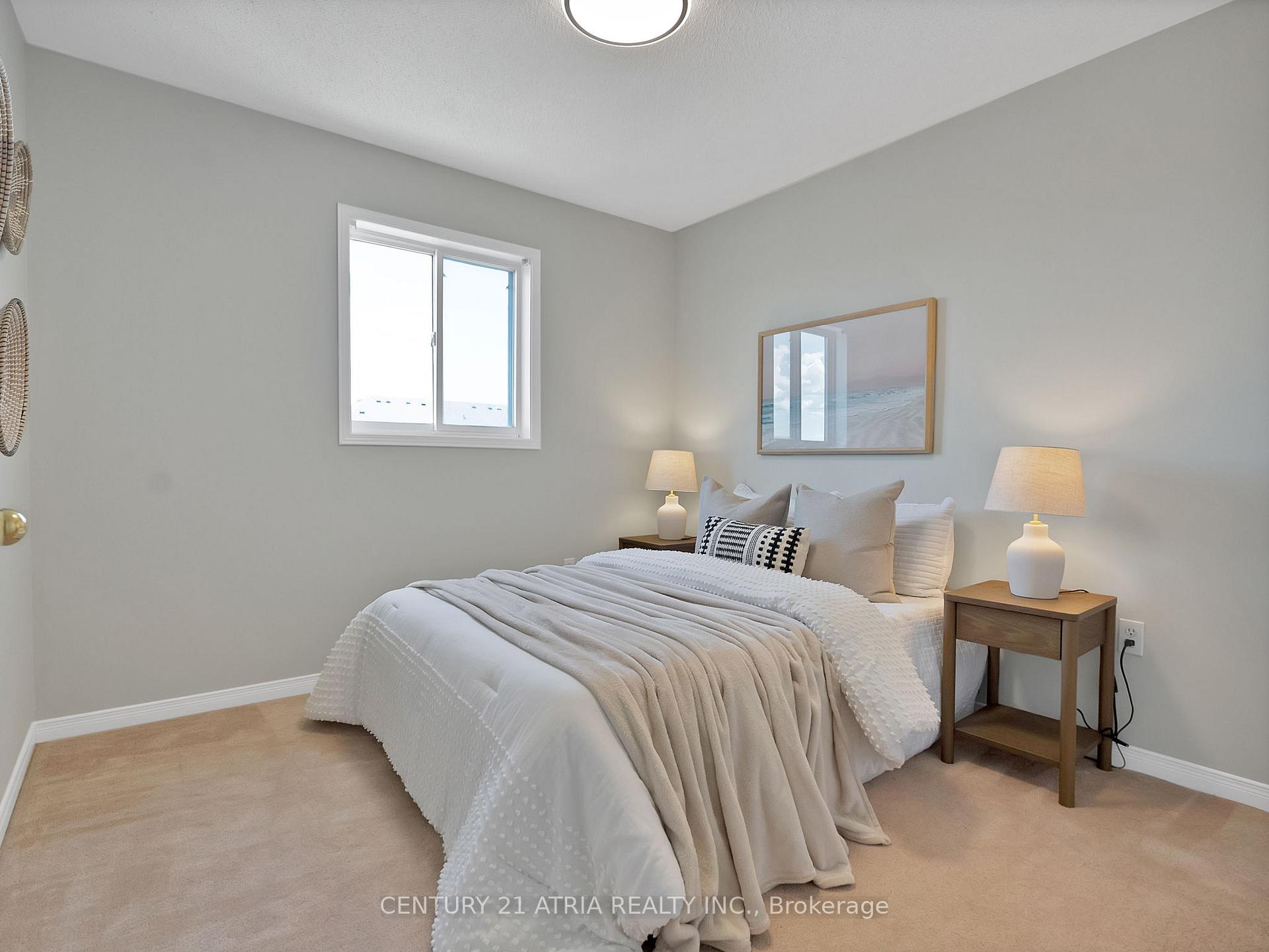 Photo 33 of 143 Baywell Crescent, Aurora, Bayview Wellington — HOMEH