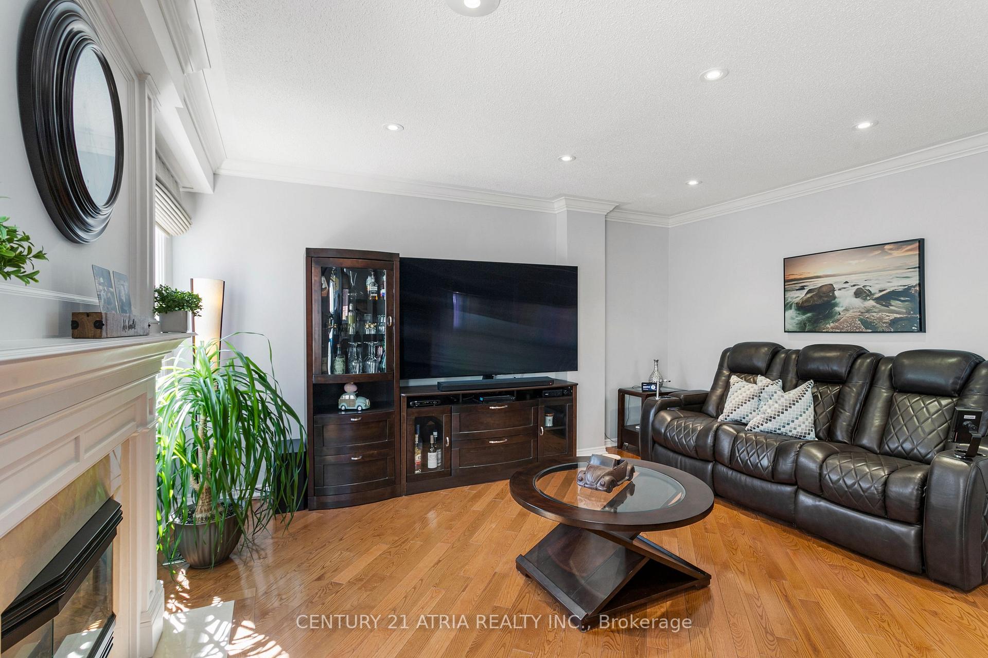 Photo 8 of 757 Greenbriar Drive, Oshawa, Eastdale — HOMEH
