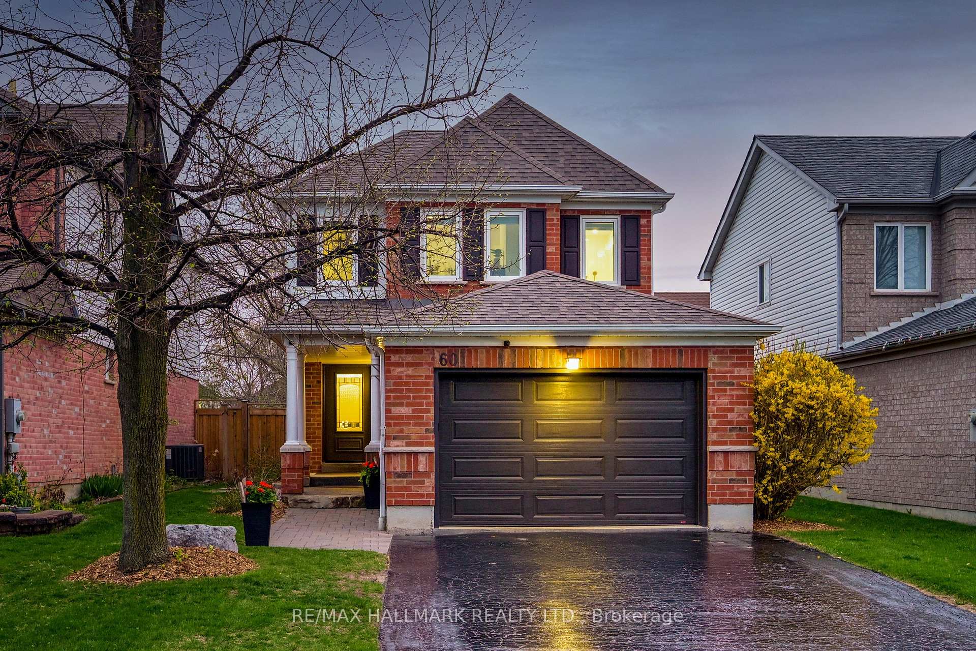 Photo 1 of 60 Tidewater Crescent, Whitby, Williamsburg — HOMEH