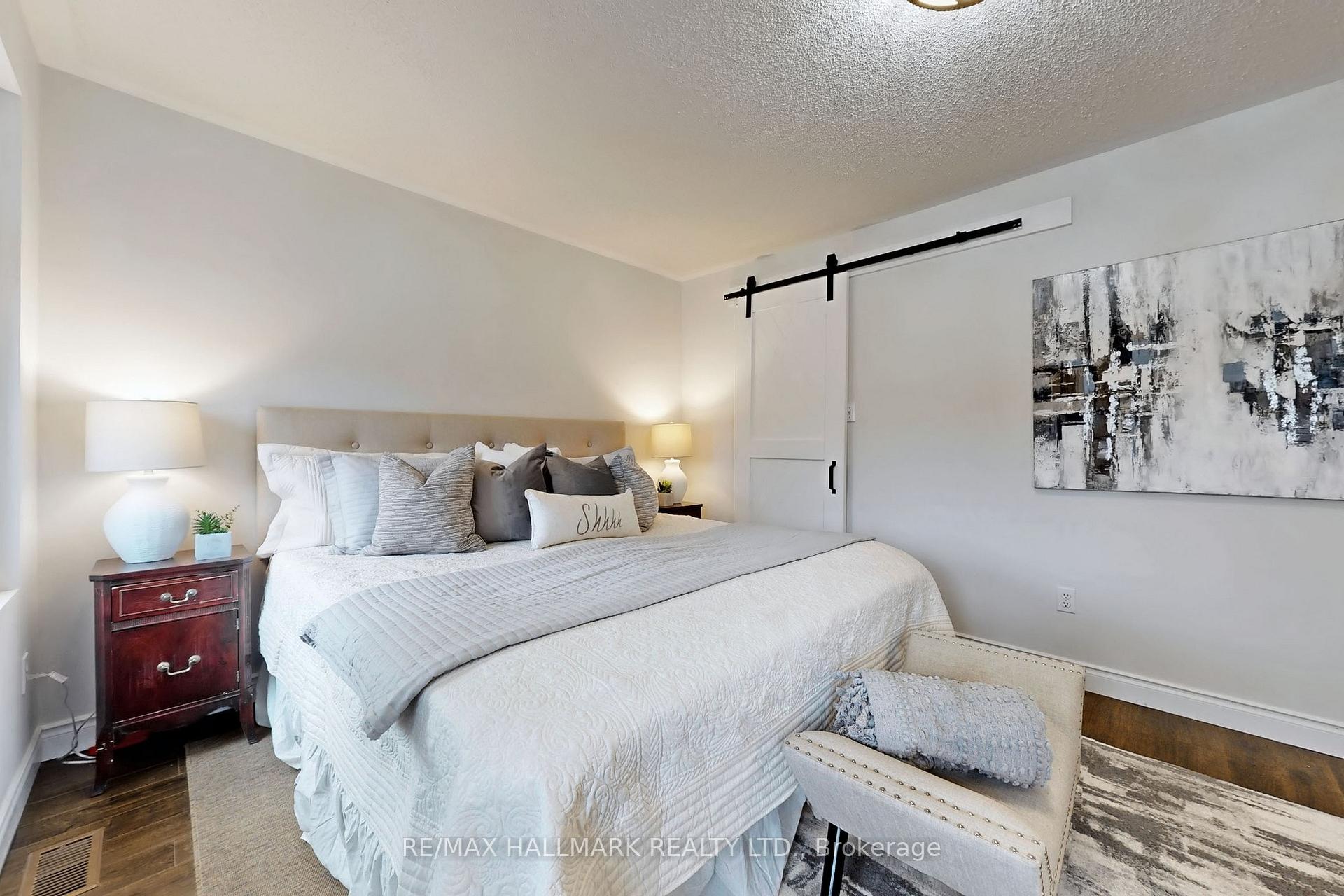 Photo 15 of 60 Tidewater Crescent, Whitby, Williamsburg — HOMEH