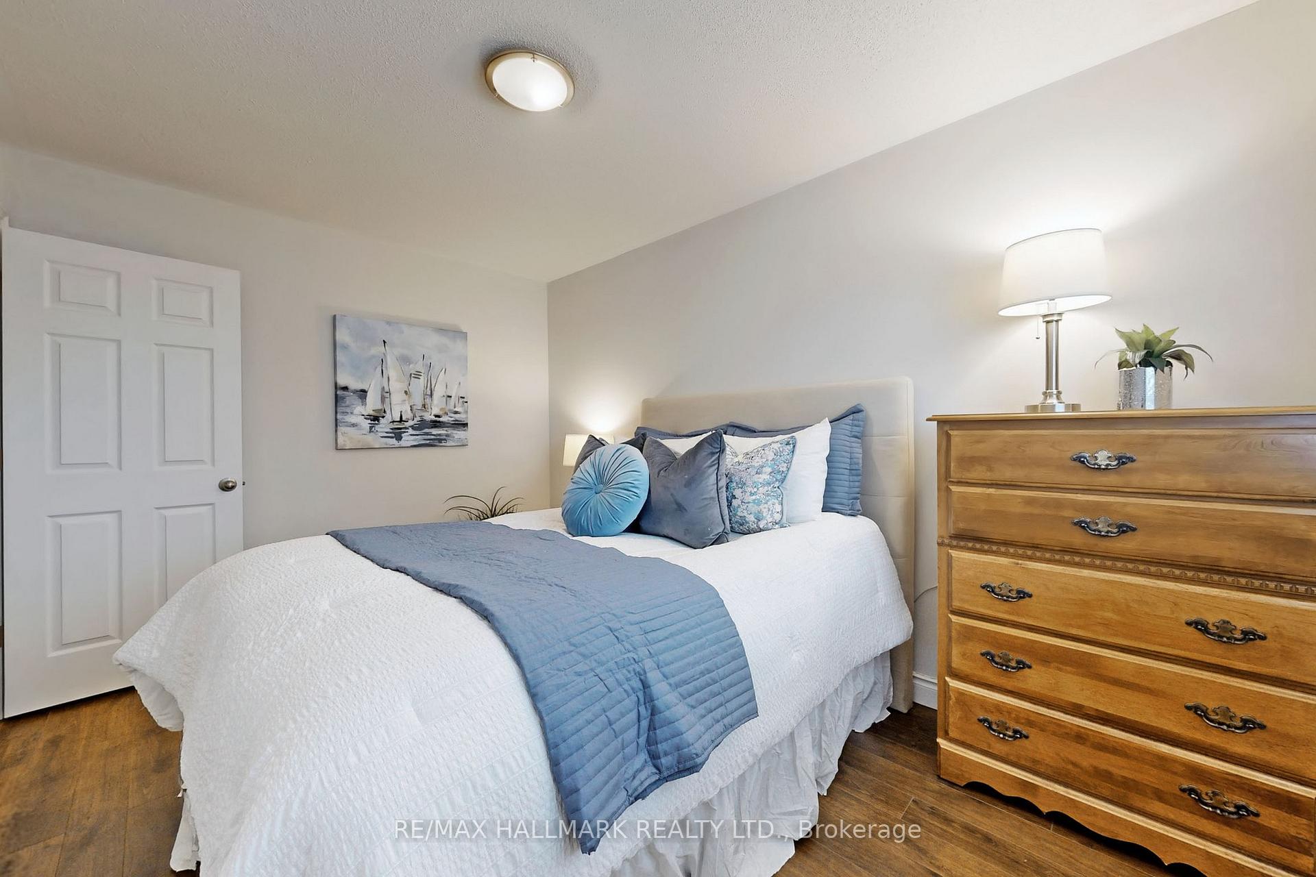 Photo 19 of 60 Tidewater Crescent, Whitby, Williamsburg — HOMEH
