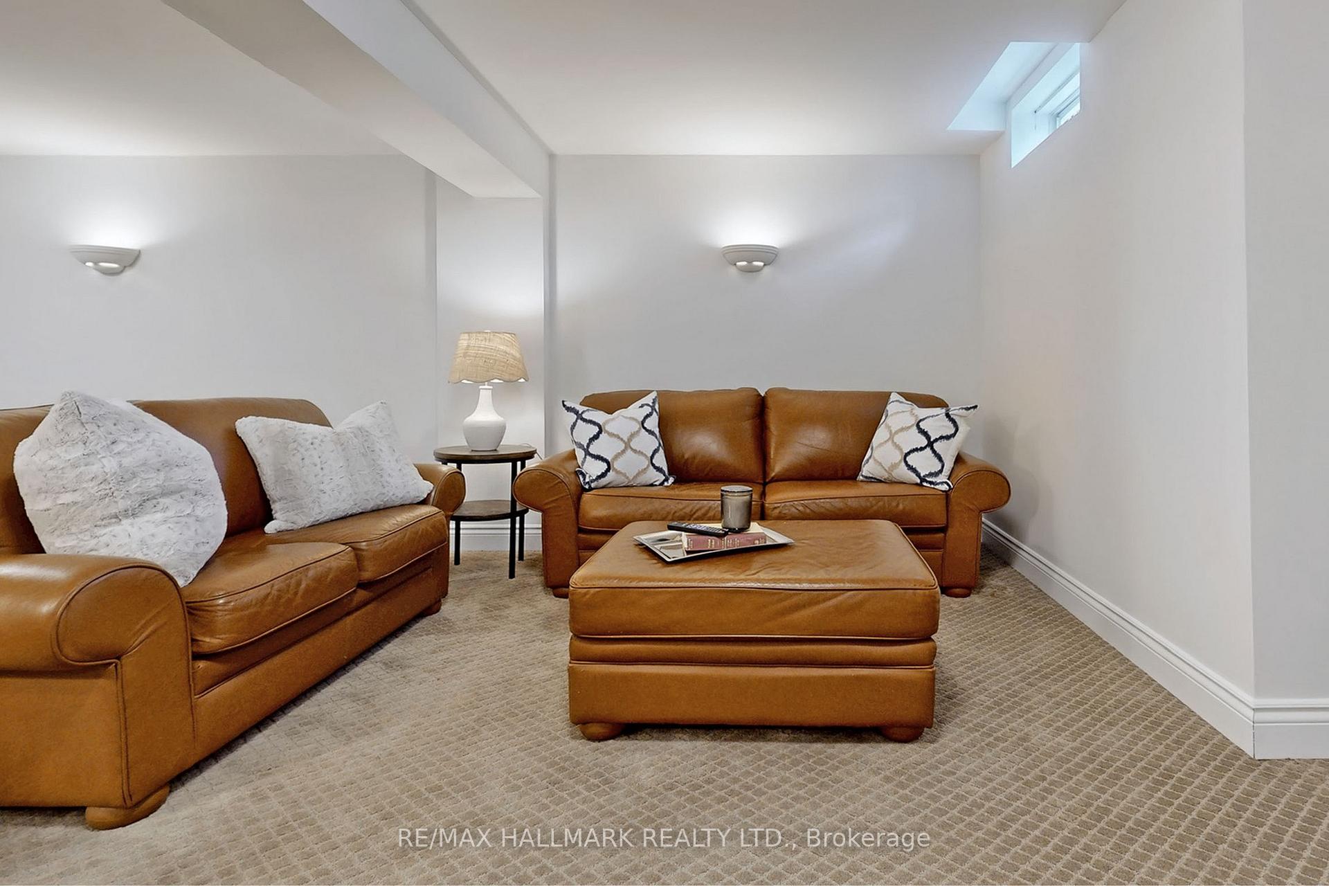 Photo 23 of 60 Tidewater Crescent, Whitby, Williamsburg — HOMEH