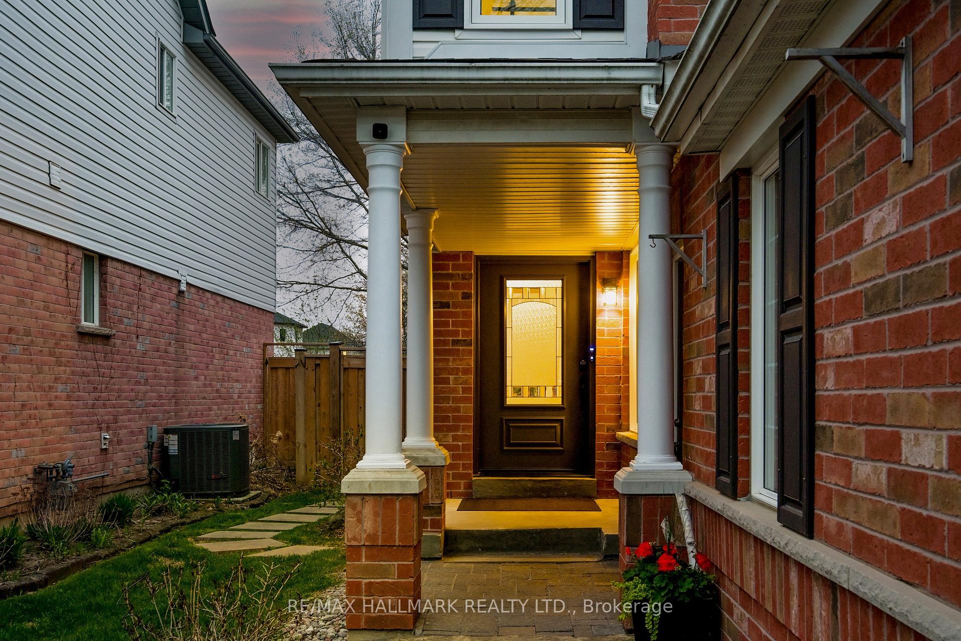 Photo 45 of 60 Tidewater Crescent, Whitby, Williamsburg — HOMEH
