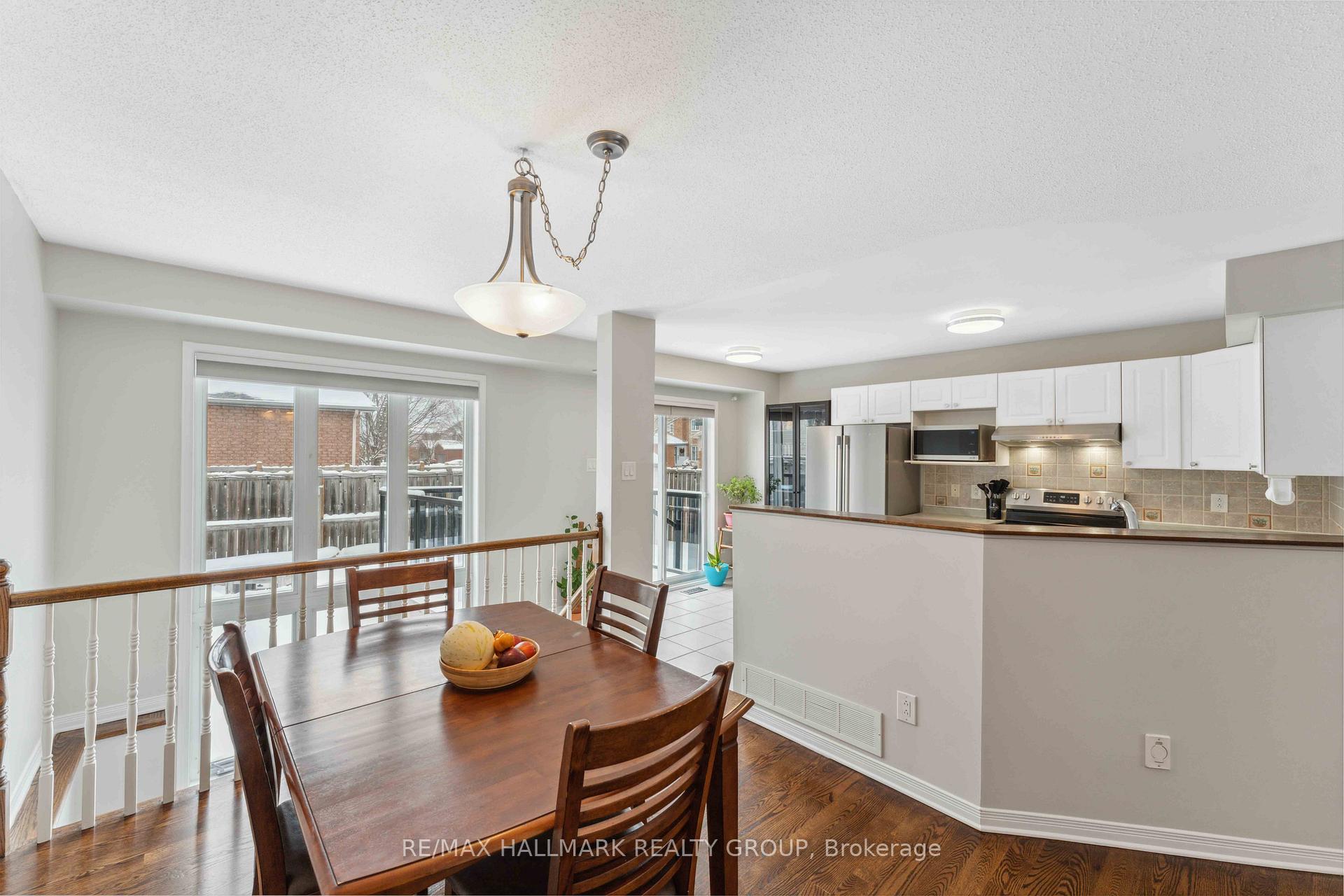 Photo 9 of 1067 Ballantyne Drive, Ottawa, Fallingbrook/Gardenway South — HOMEH
