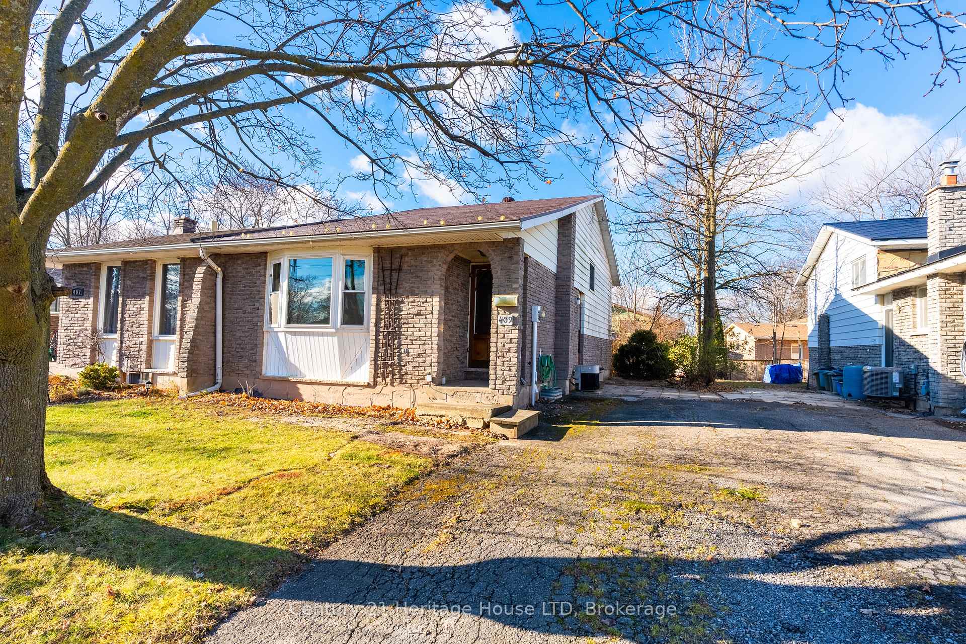 Photo 1 of 409 First Avenue, Welland, N. Welland — HOMEH