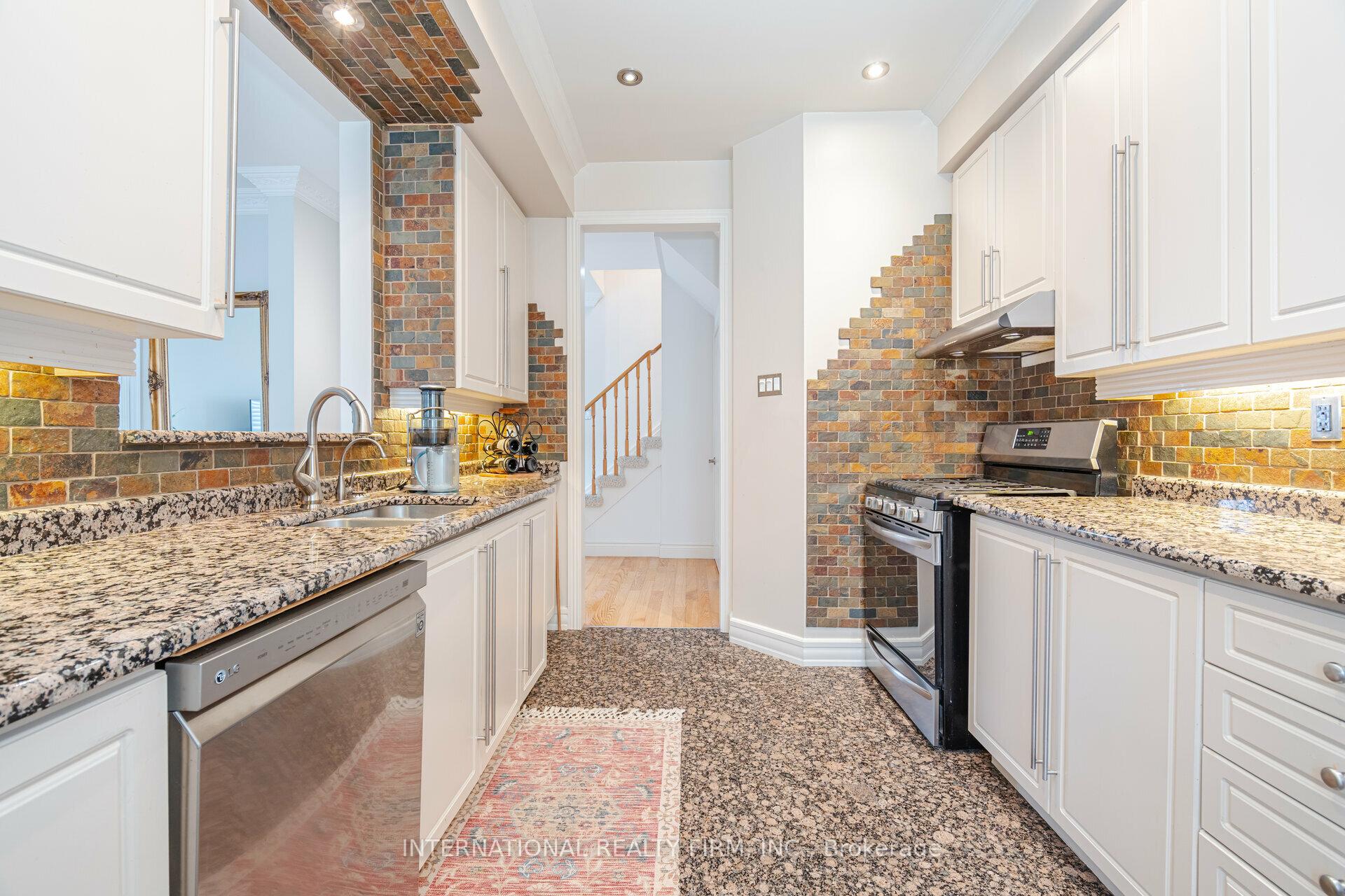 Photo 14 of 1750 Silver Maple Drive, Pickering, Amberlea — HOMEH