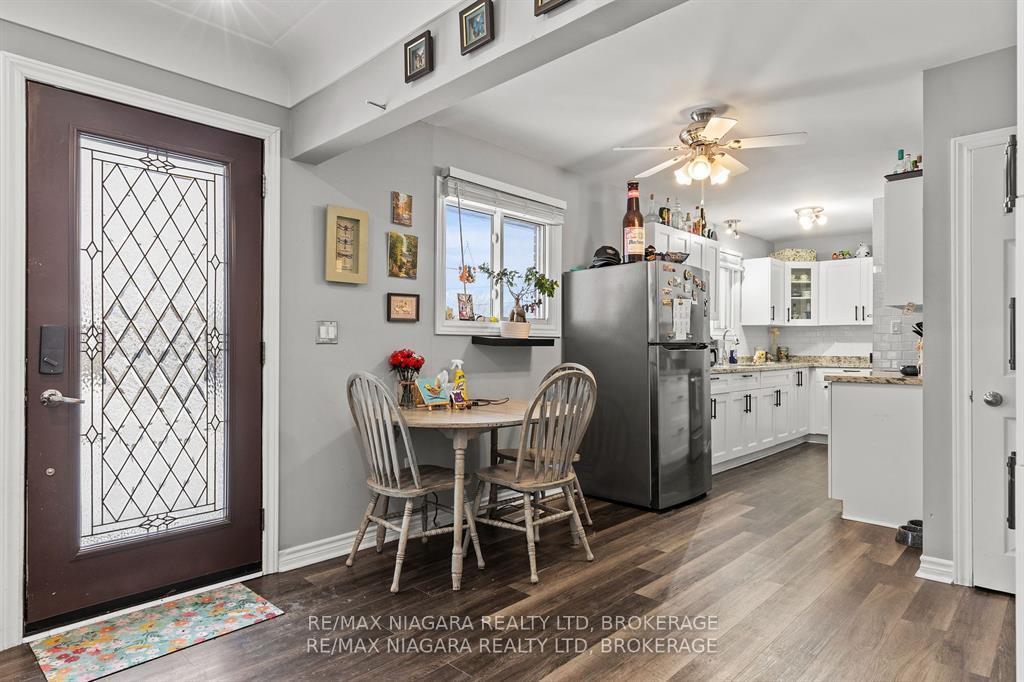 Photo 8 of 120 Marigold Street, Welland, Broadway — HOMEH
