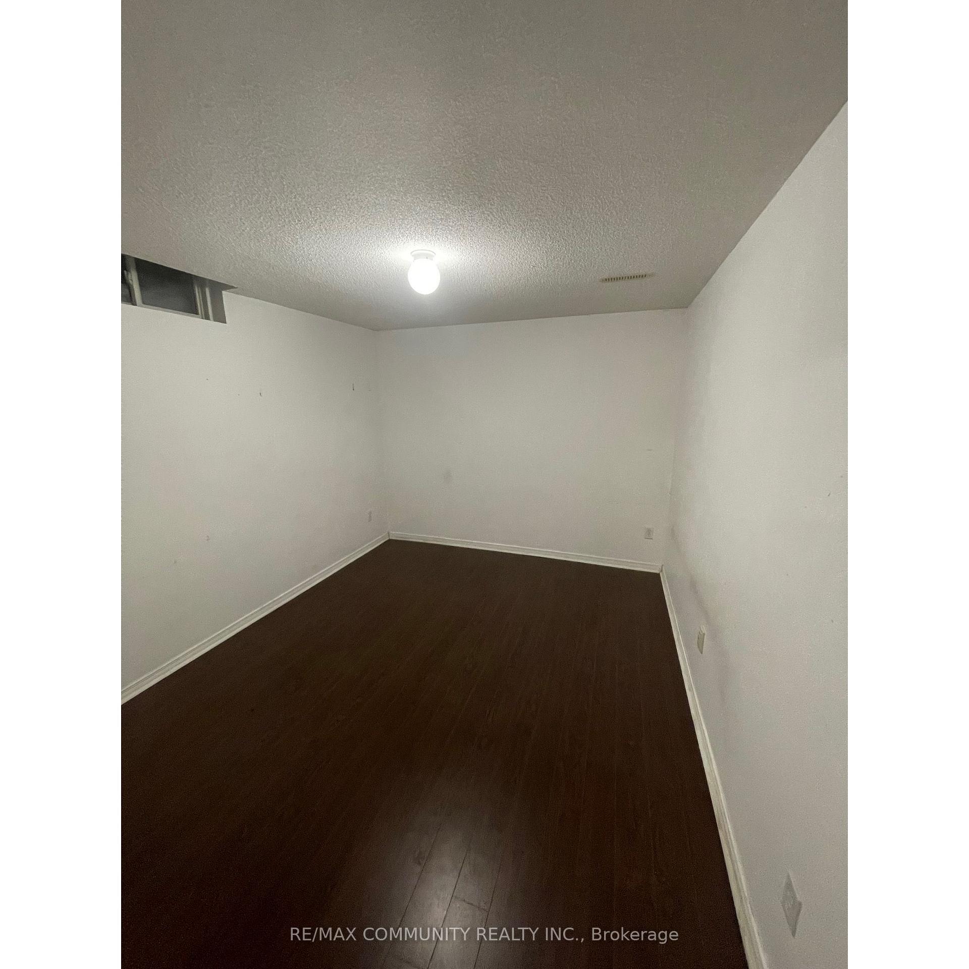 Photo 3 of Unit BSMT, 122 Derrywood Drive, Vaughan, Patterson — HOMEH