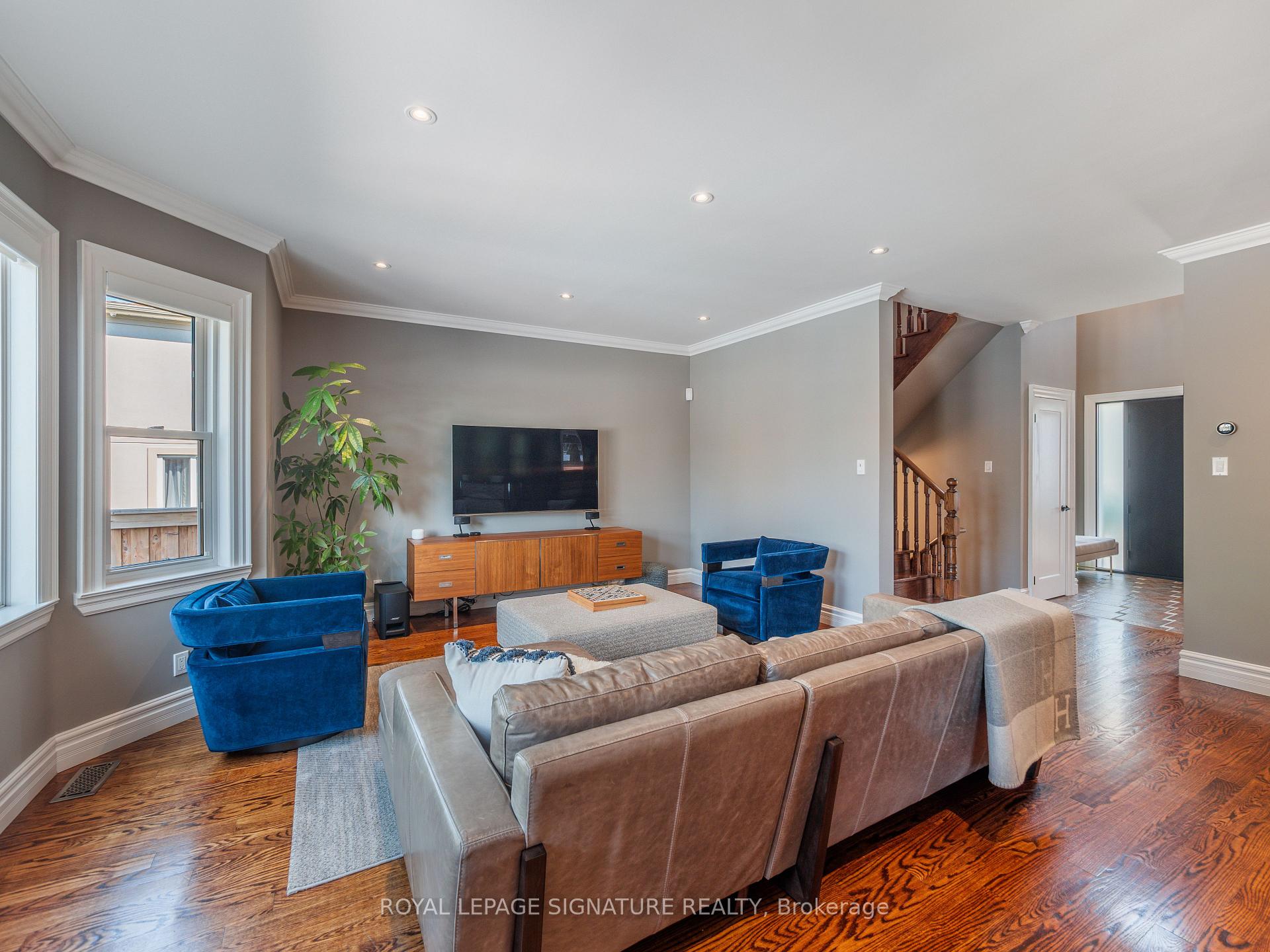 Photo 5 of 1294 Commerce Street, Pickering, Bay Ridges — HOMEH