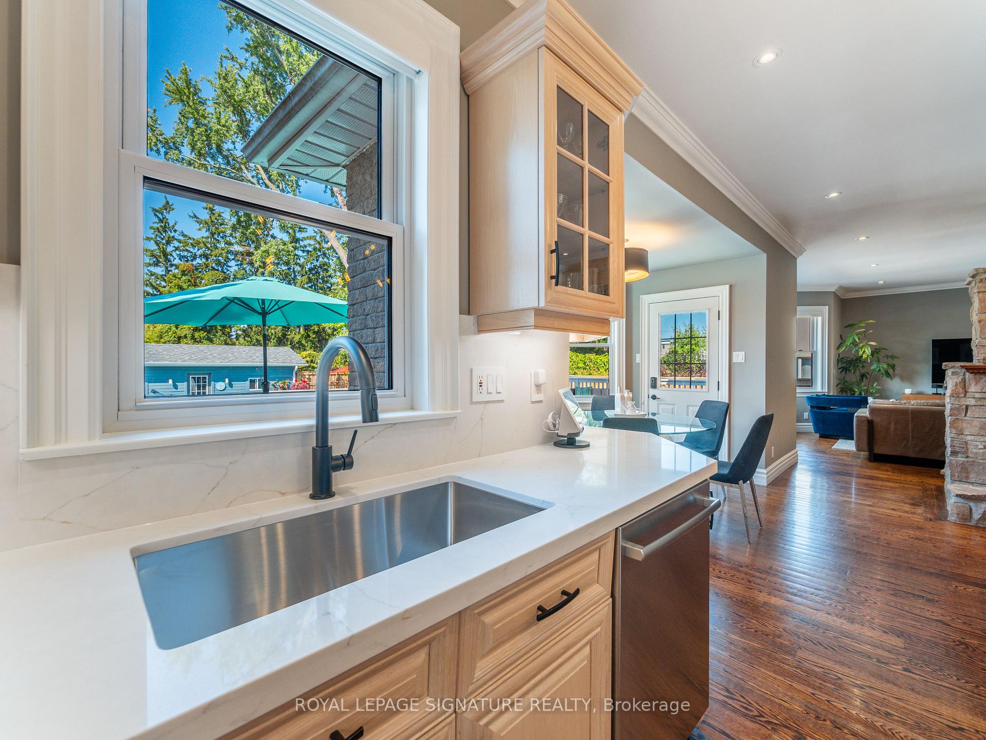 Photo 10 of 1294 Commerce Street, Pickering, Bay Ridges — HOMEH