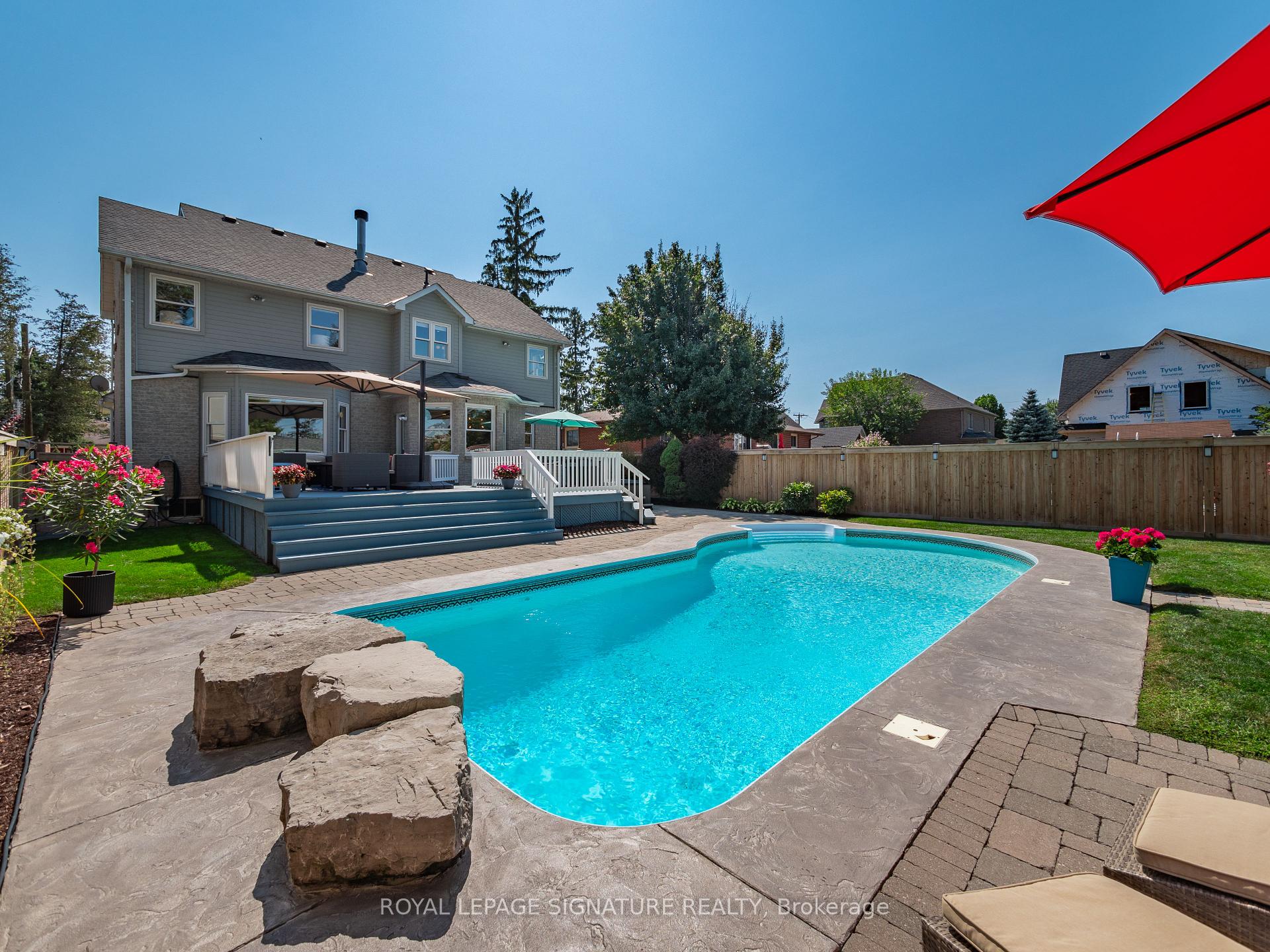 Photo 32 of 1294 Commerce Street, Pickering, Bay Ridges — HOMEH