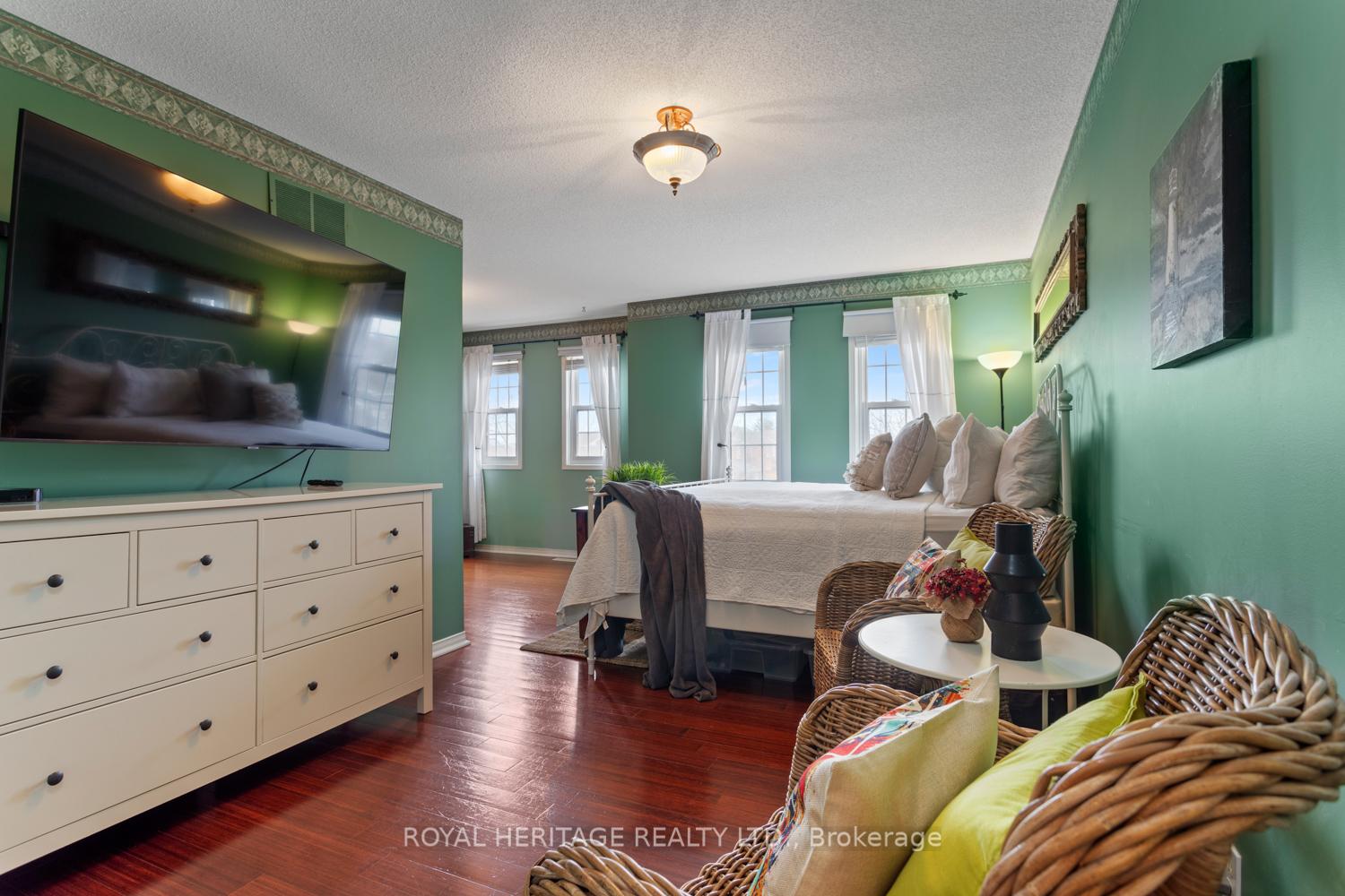 Photo 20 of 63 Prentice Drive, Whitby, Downtown Whitby — HOMEH