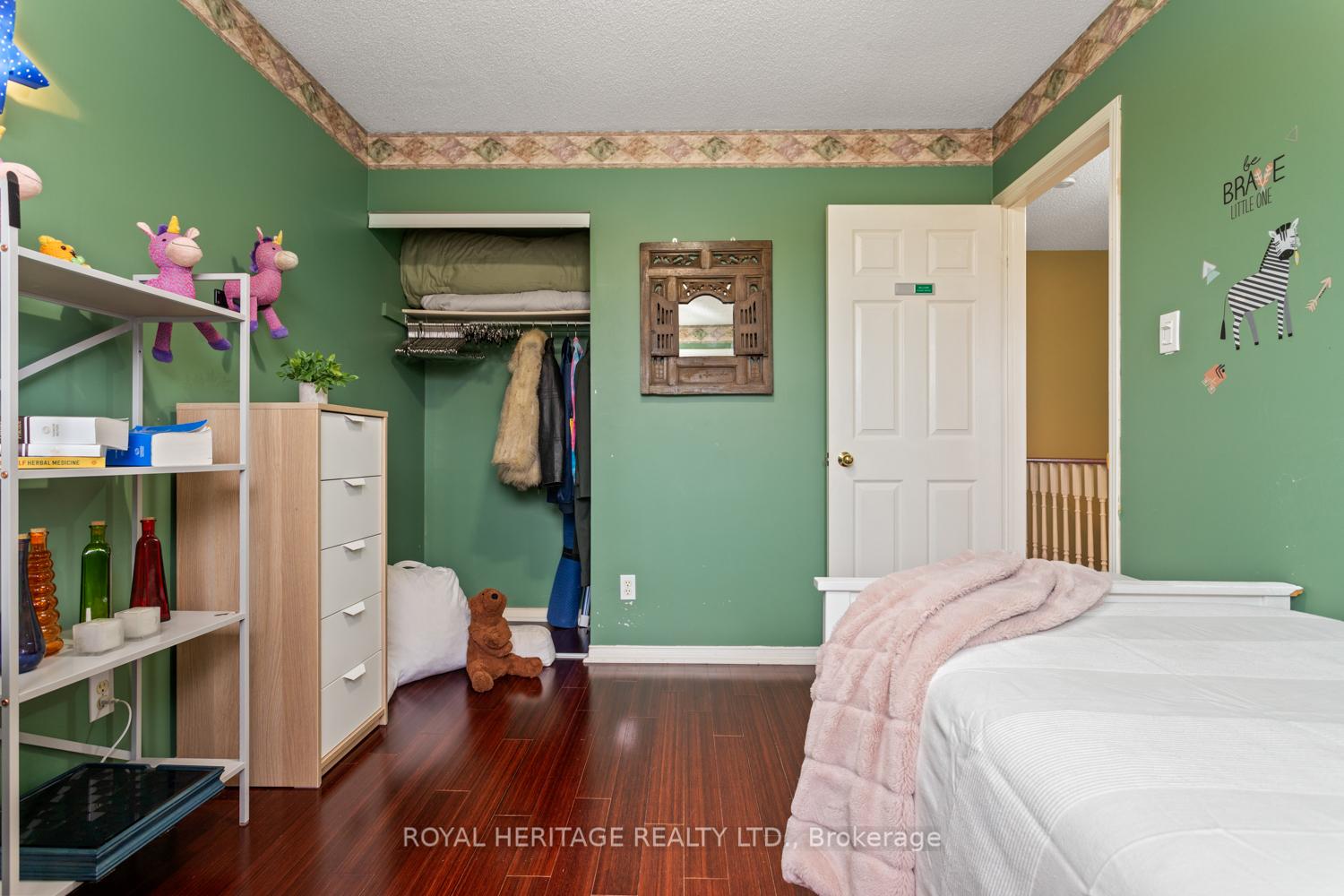 Photo 21 of 63 Prentice Drive, Whitby, Downtown Whitby — HOMEH