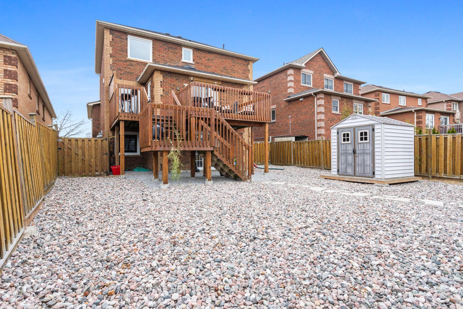 Photo 33 of 63 Prentice Drive, Whitby, Downtown Whitby — HOMEH