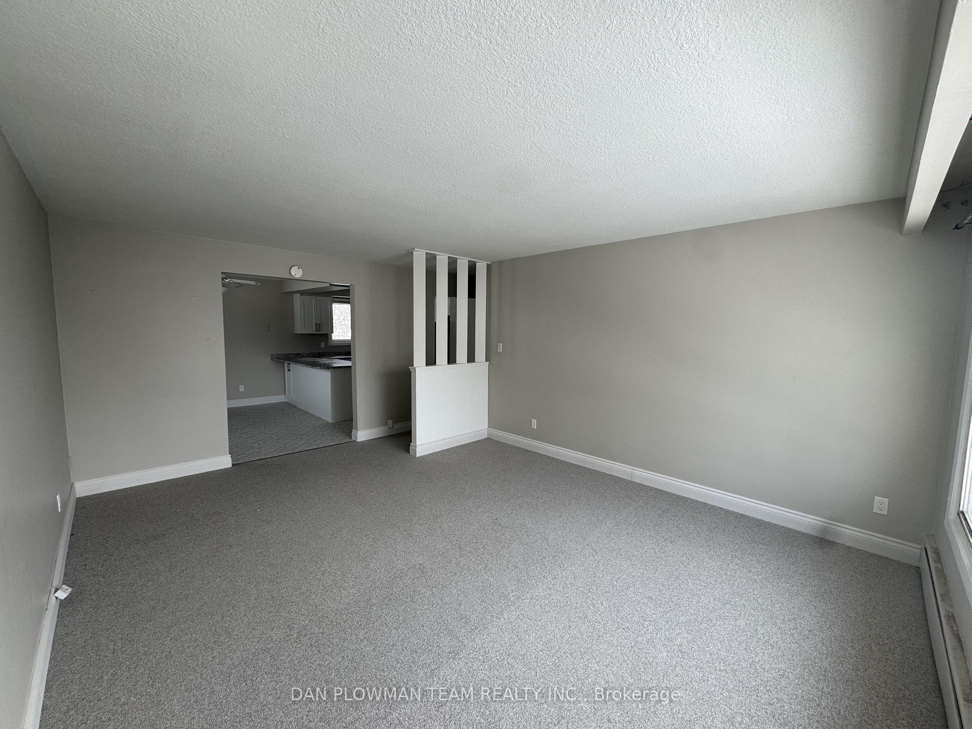 Photo 6 of Unit 2, 1151 Cedar Street, Oshawa, Lakeview — HOMEH