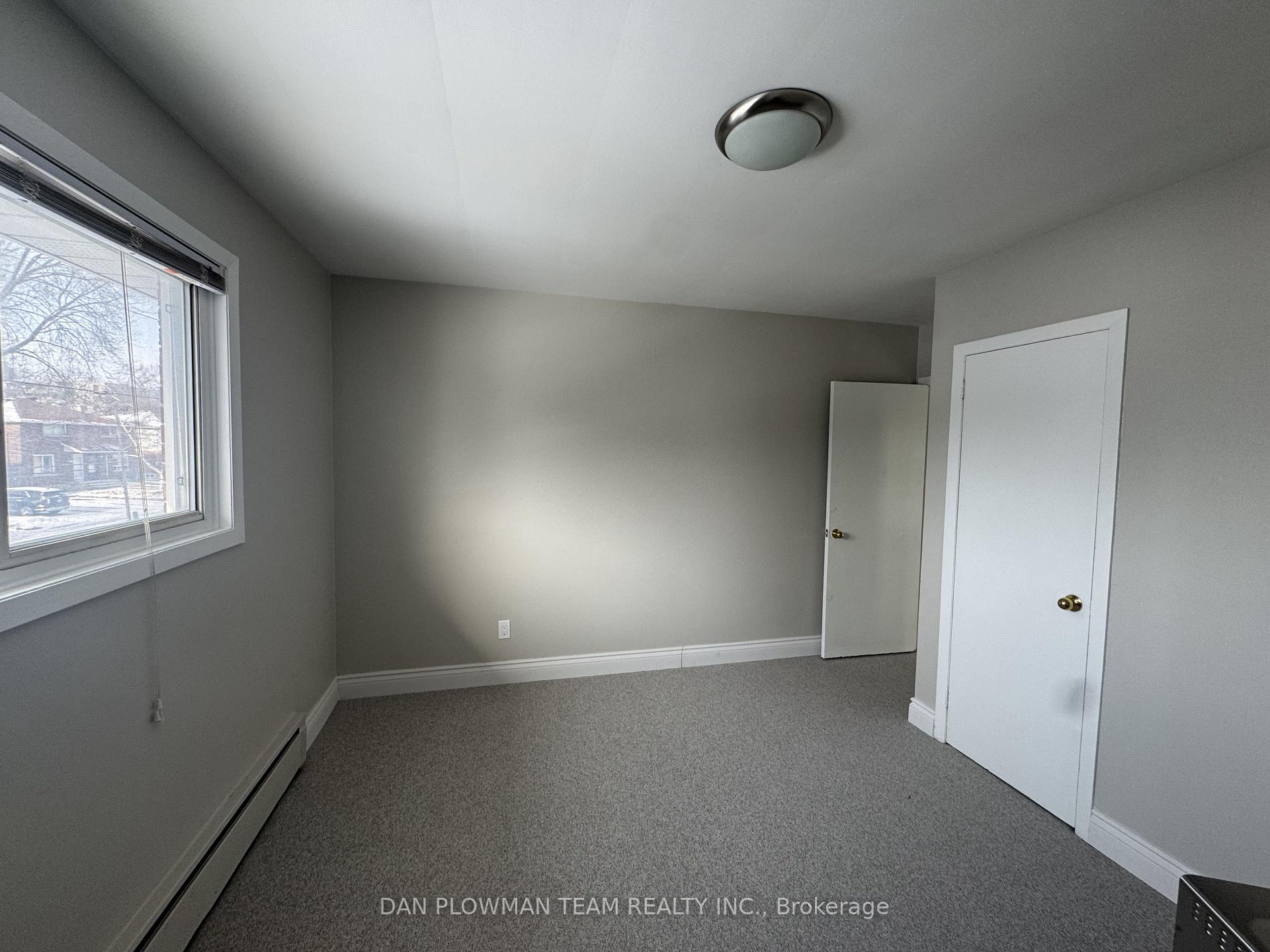 Photo 8 of Unit 2, 1151 Cedar Street, Oshawa, Lakeview — HOMEH