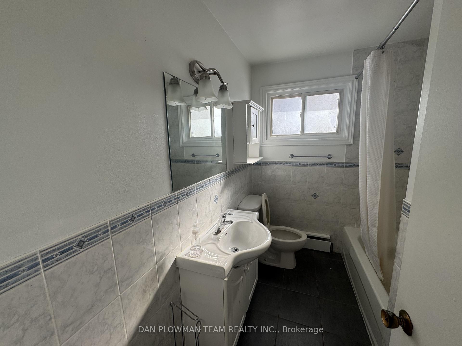 Photo 10 of Unit 2, 1151 Cedar Street, Oshawa, Lakeview — HOMEH