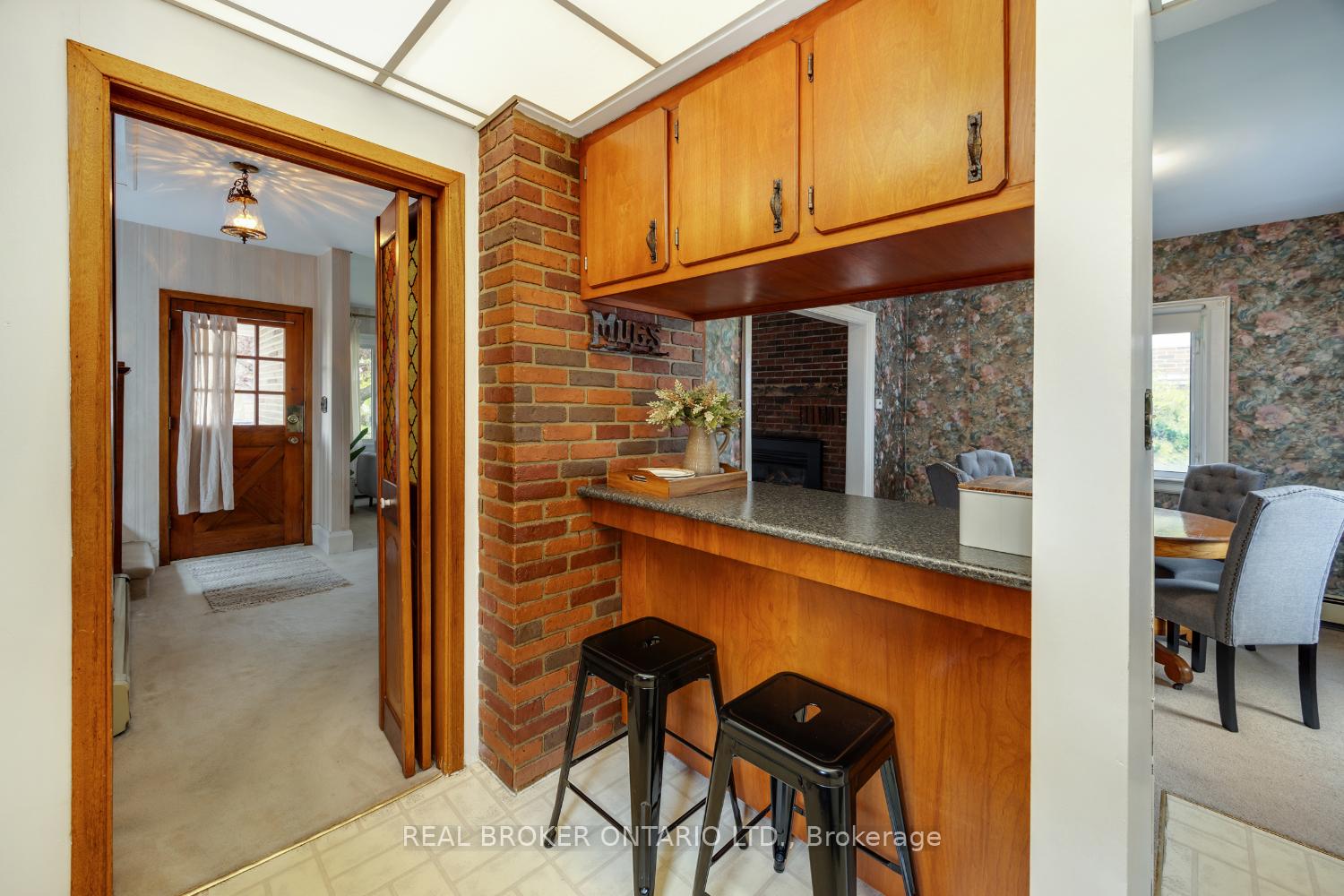 Photo 11 of 43 Greta Street, Oshawa, O'Neill — HOMEH