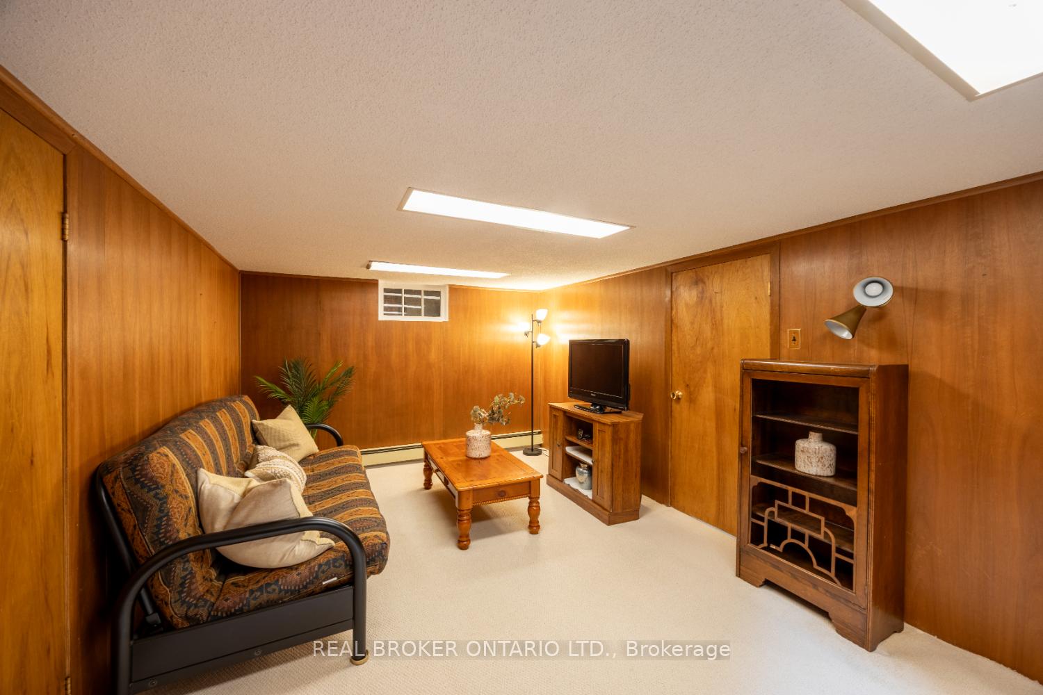 Photo 19 of 43 Greta Street, Oshawa, O'Neill — HOMEH