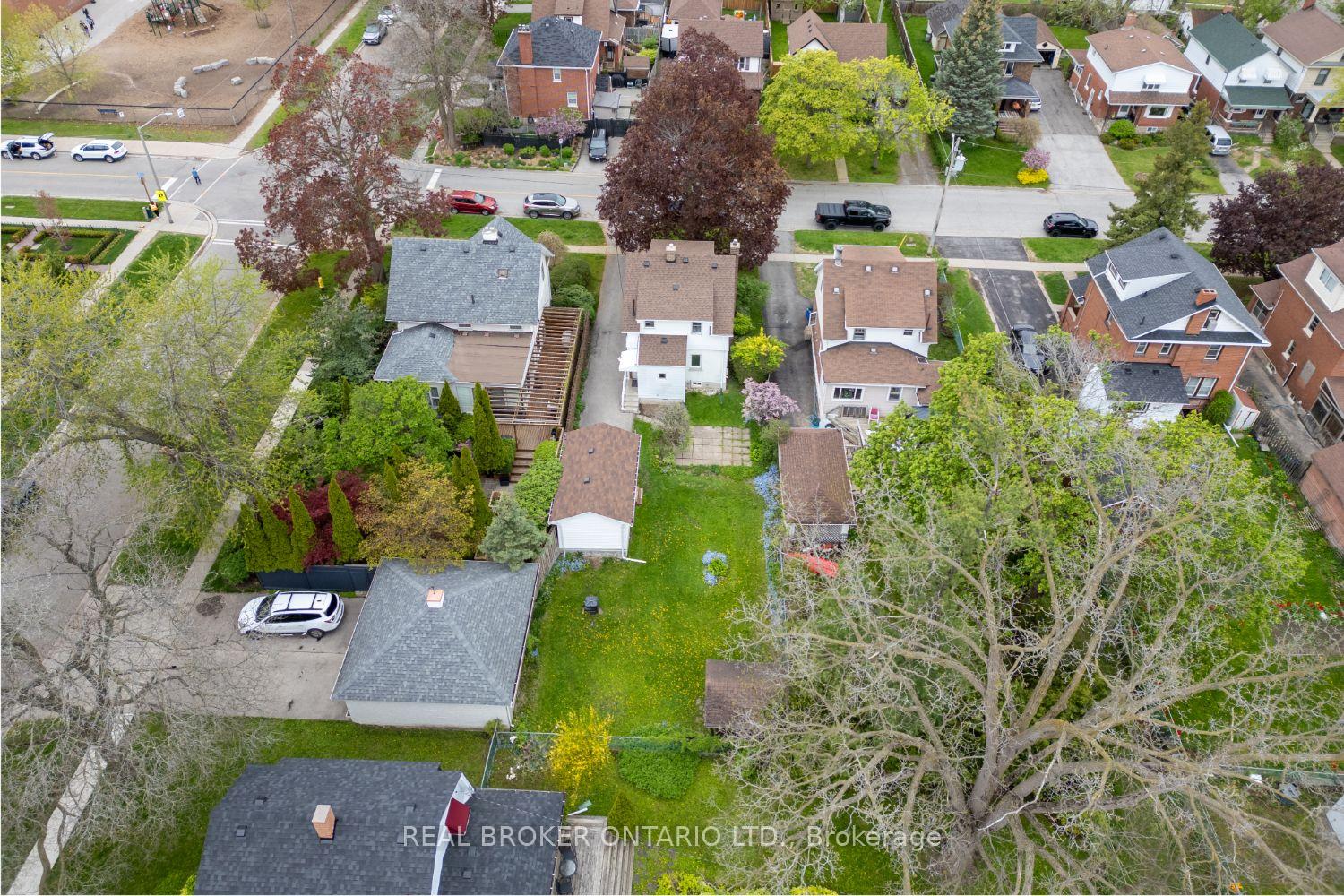 Photo 29 of 43 Greta Street, Oshawa, O'Neill — HOMEH