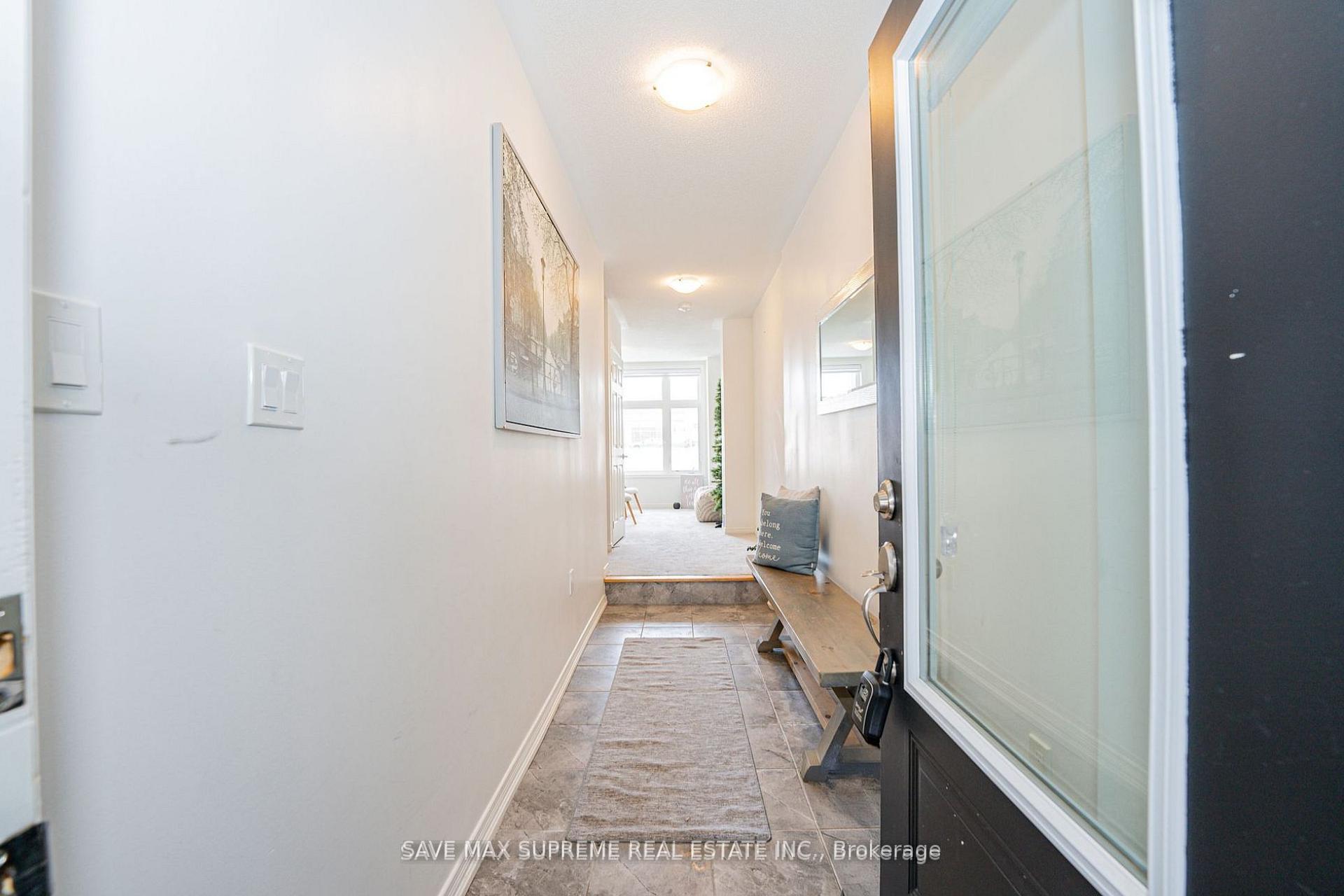 Photo 3 of 1397 Coral Springs Path, Oshawa, Taunton — HOMEH