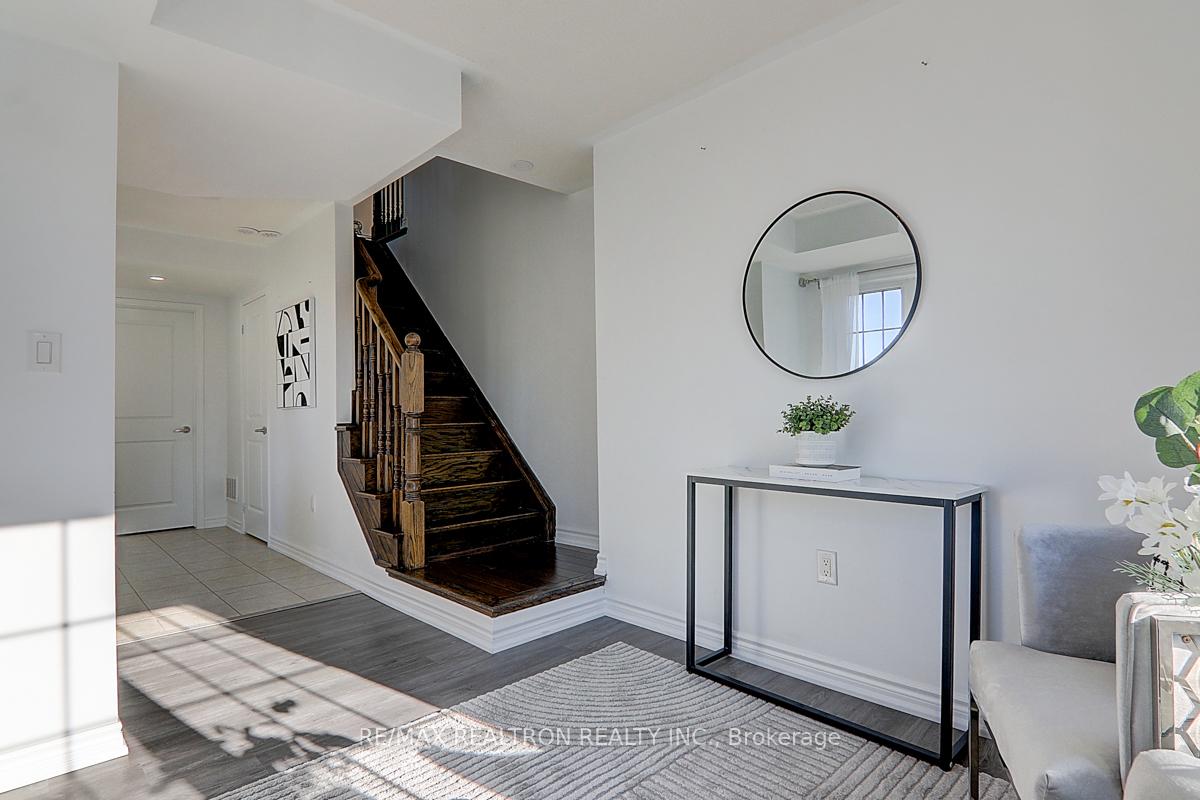 Photo 9 of 1080 Silk Street, Pickering, Rural Pickering — HOMEH