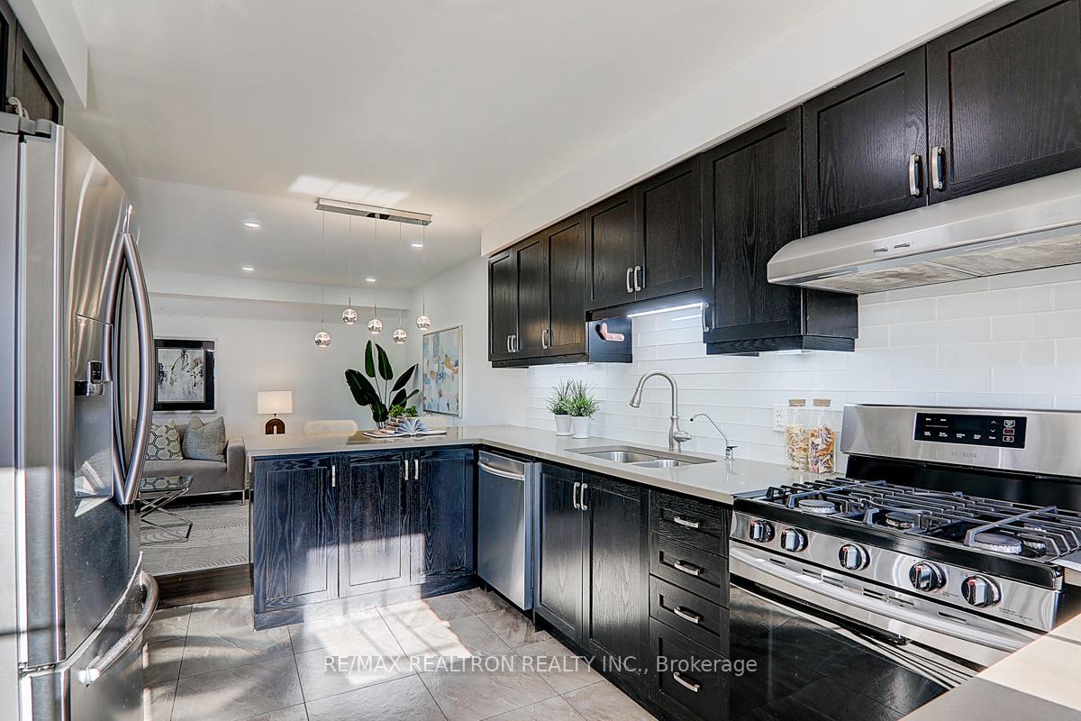 Photo 20 of 1080 Silk Street, Pickering, Rural Pickering — HOMEH