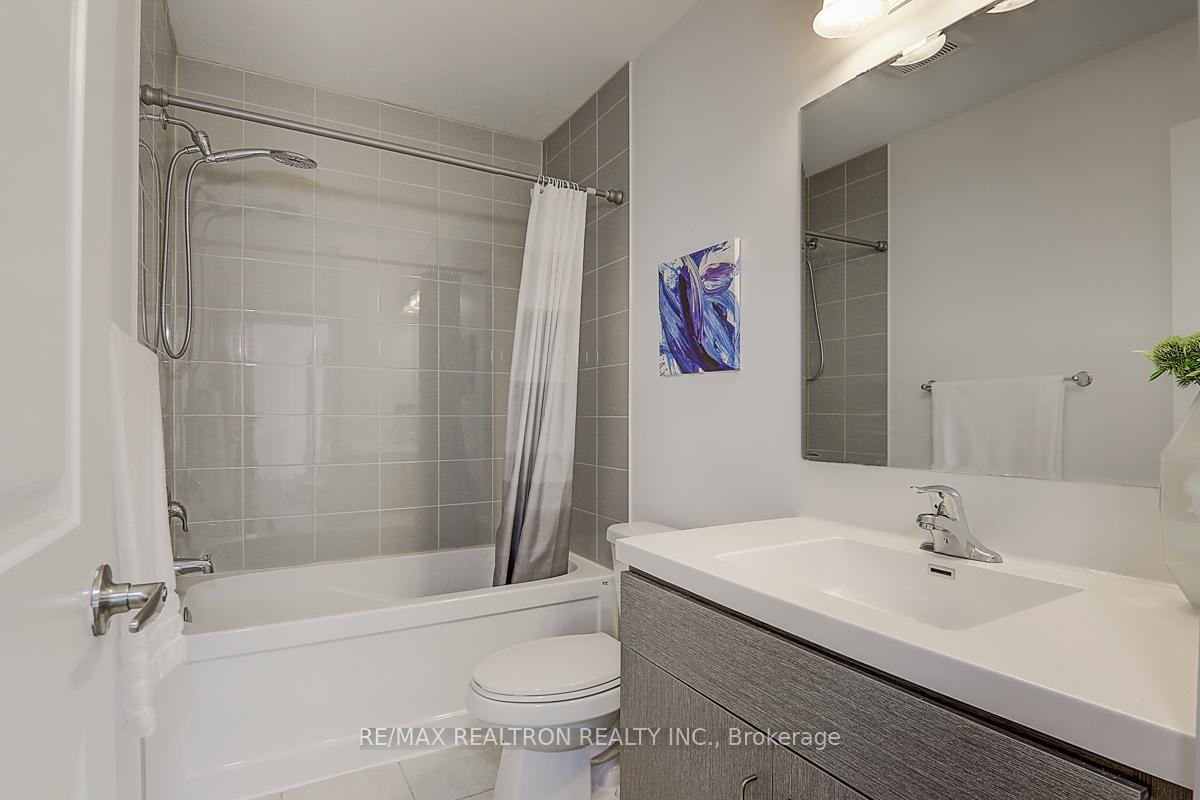Photo 33 of 1080 Silk Street, Pickering, Rural Pickering — HOMEH