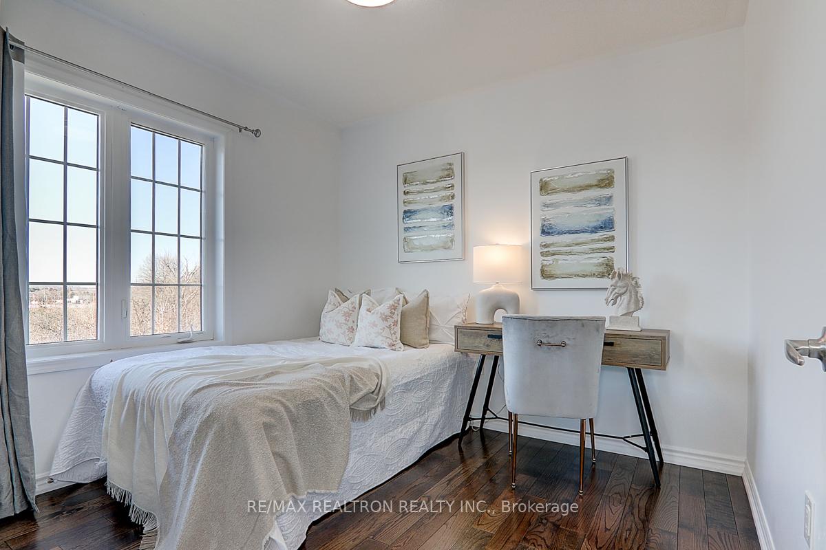 Photo 34 of 1080 Silk Street, Pickering, Rural Pickering — HOMEH