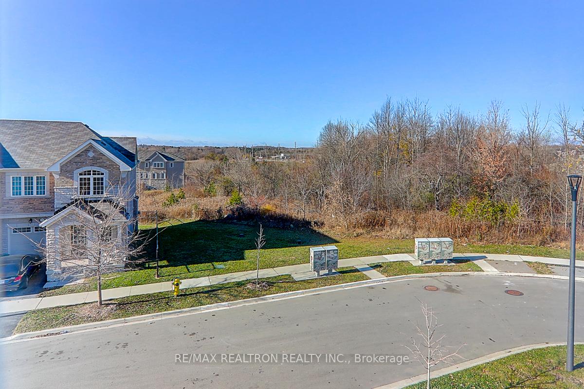 Photo 36 of 1080 Silk Street, Pickering, Rural Pickering — HOMEH