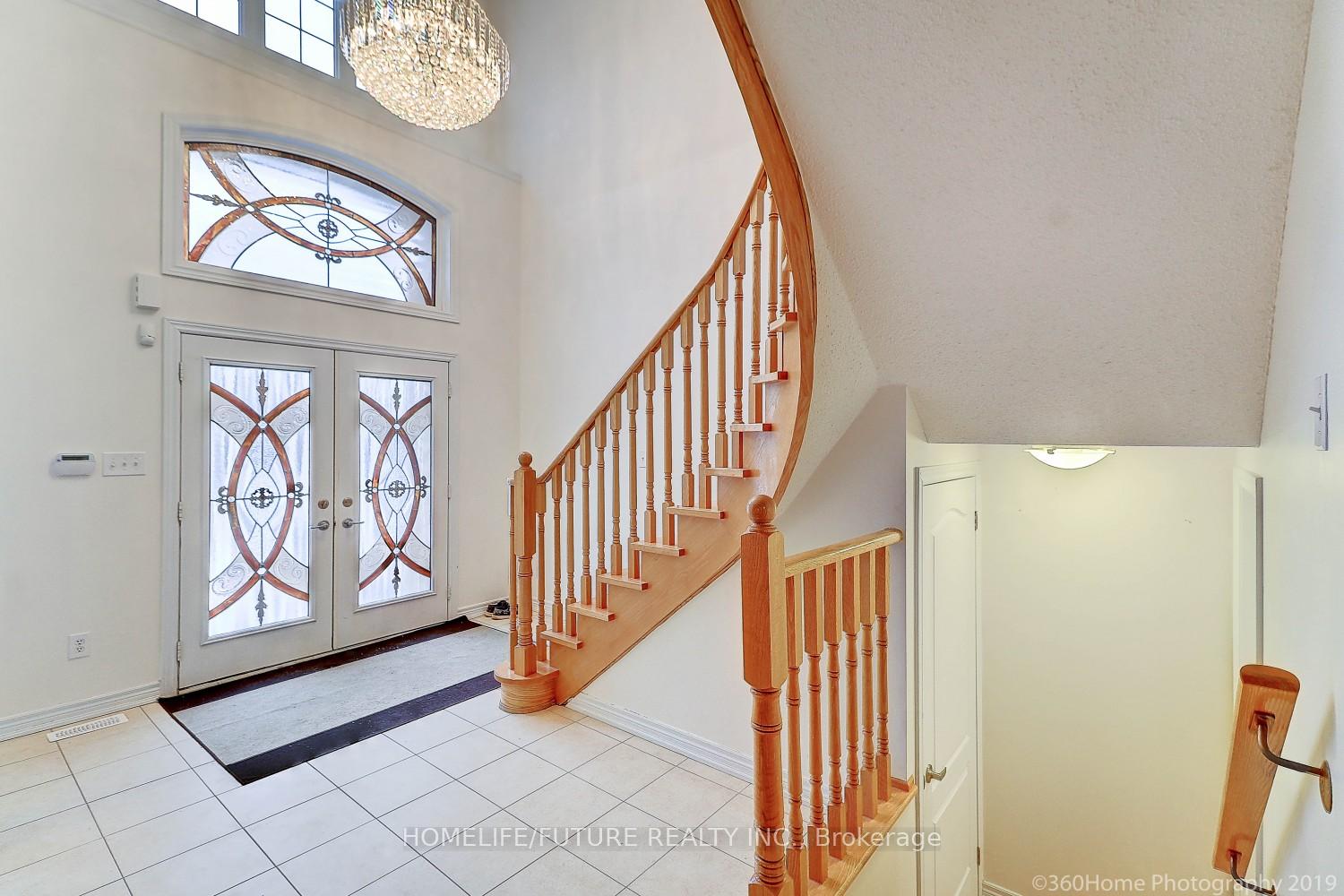 Photo 3 of 60 Valle Avenue, Vaughan, Vellore Village — HOMEH