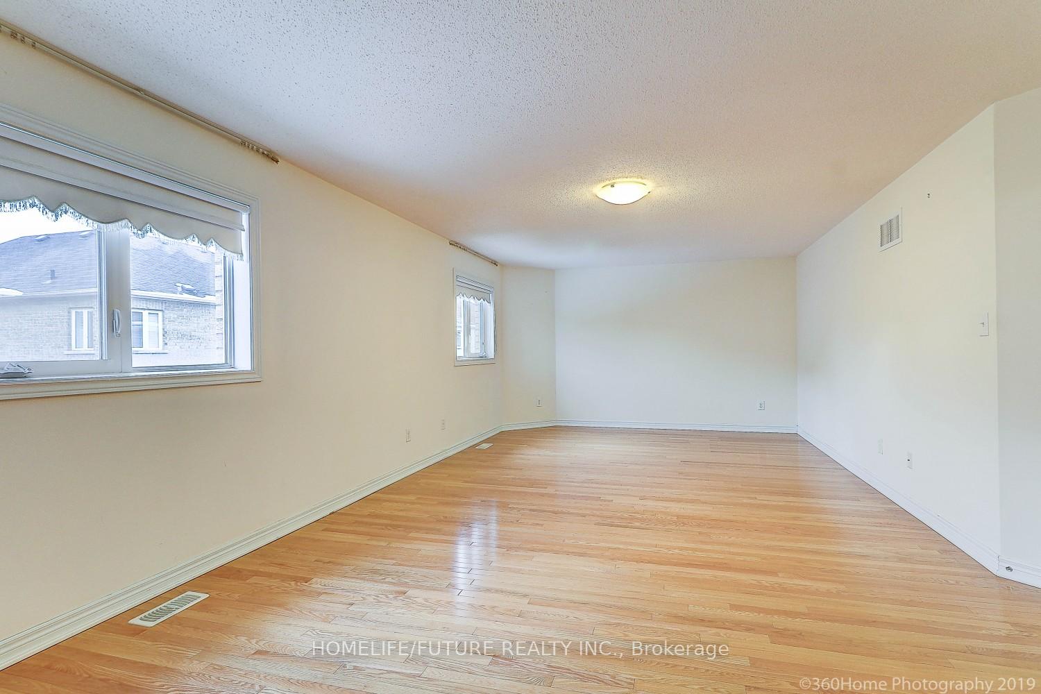 Photo 21 of 60 Valle Avenue, Vaughan, Vellore Village — HOMEH