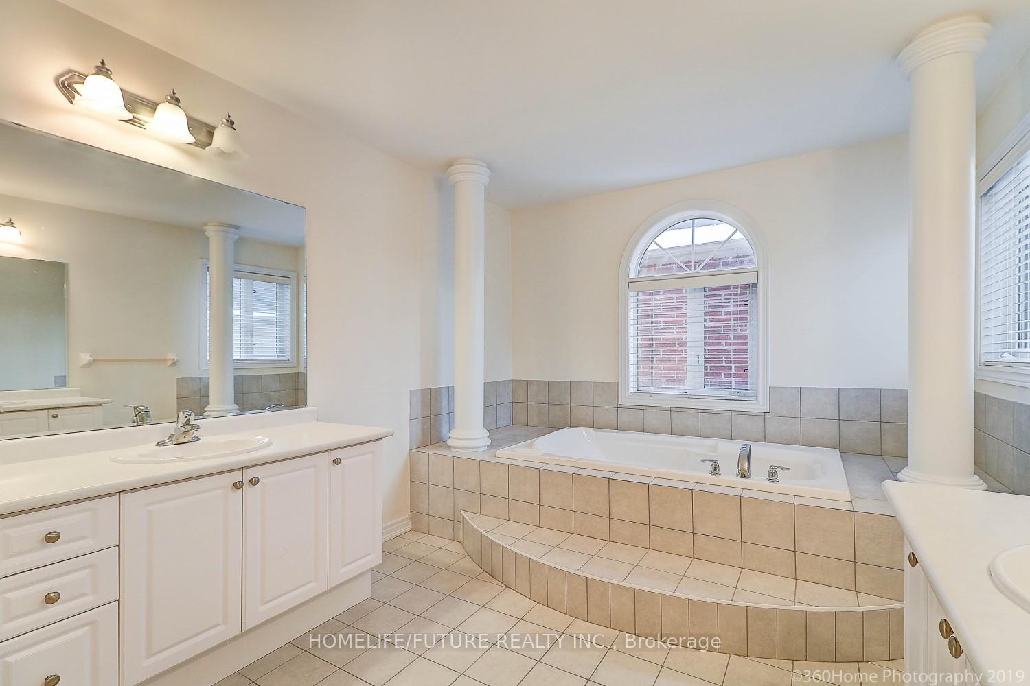 Photo 23 of 60 Valle Avenue, Vaughan, Vellore Village — HOMEH
