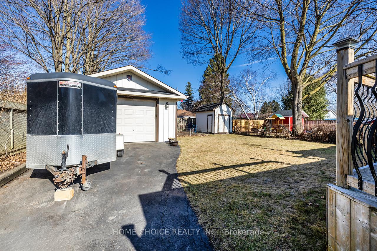 Photo 44 of 913 Walton Boulevard, Whitby, Williamsburg — HOMEH
