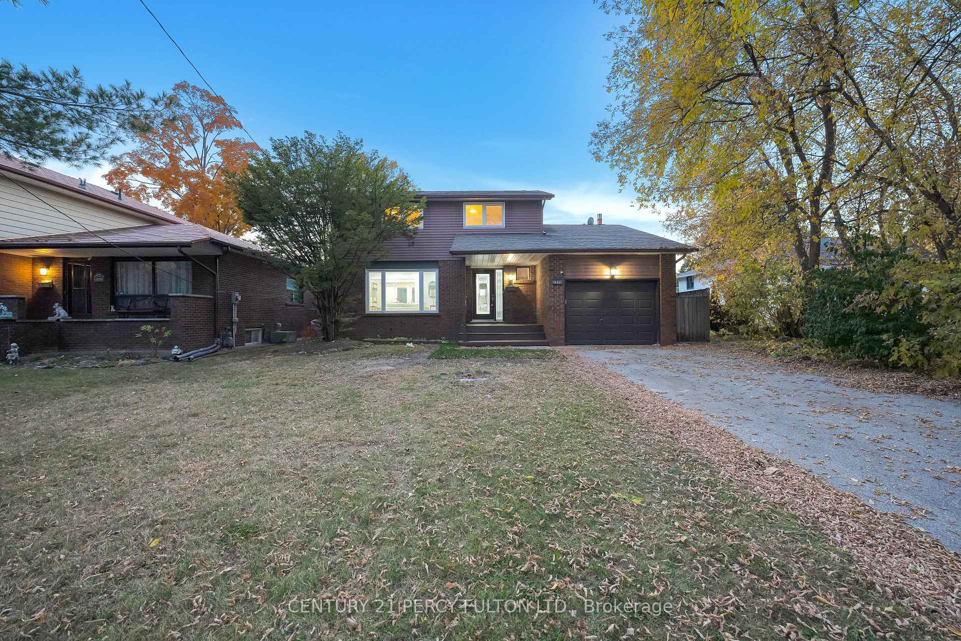 Front of 1994 Fairport Road