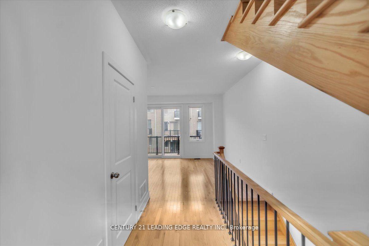 Photo 13 of 4 Nautical Way, Whitby, Port Whitby — HOMEH