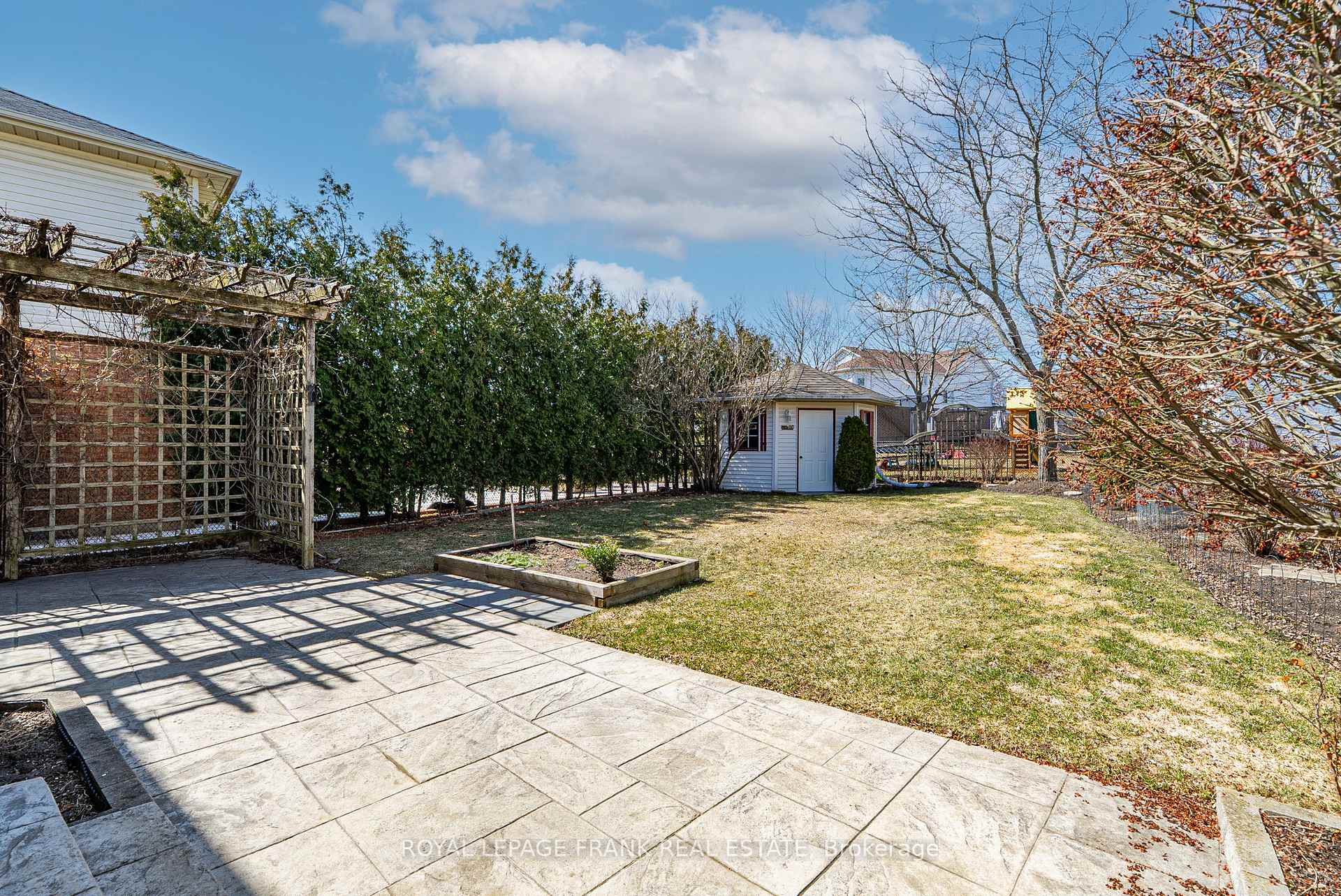 Photo 37 of 148 Niagara Drive, Oshawa, Samac — HOMEH