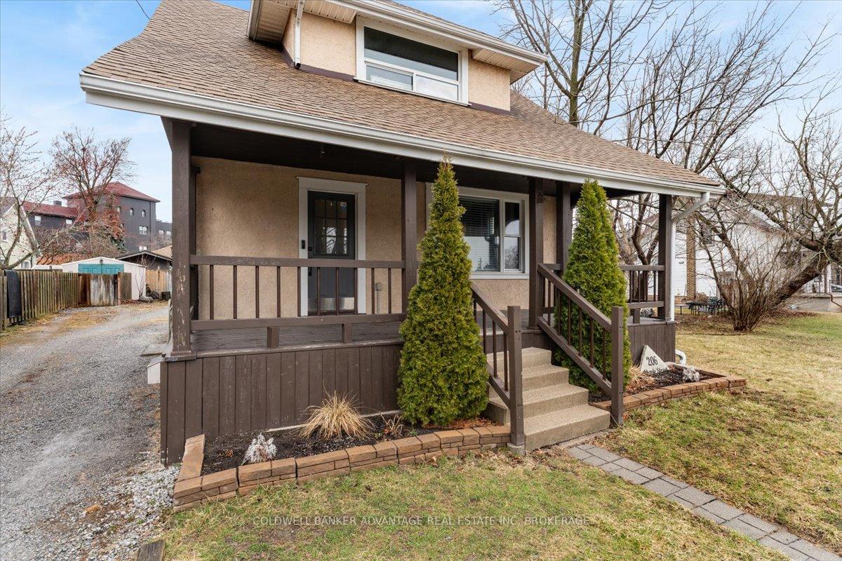 Photo 1 of 206 Maple Avenue, Welland, Broadway — HOMEH