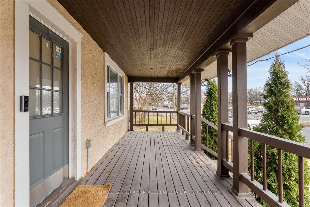 Photo 6 of 206 Maple Avenue, Welland, Broadway — HOMEH