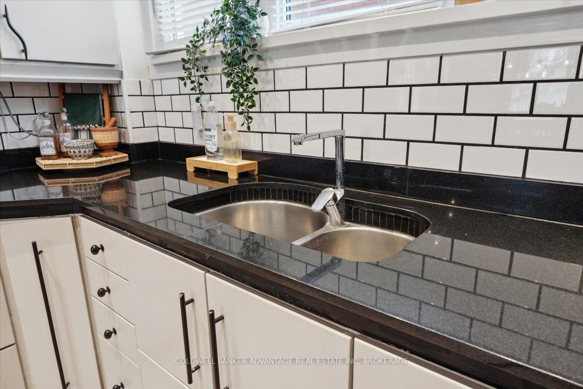 Photo 17 of 206 Maple Avenue, Welland, Broadway — HOMEH