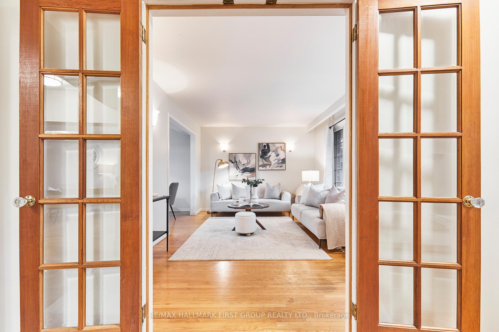Photo 6 of 856 Vicki Drive, Pickering, West Shore — HOMEH