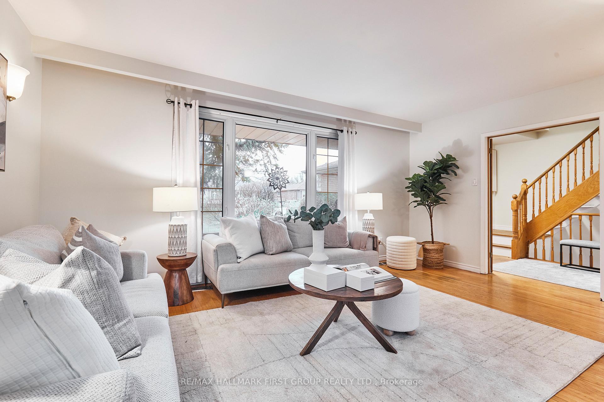 Photo 10 of 856 Vicki Drive, Pickering, West Shore — HOMEH