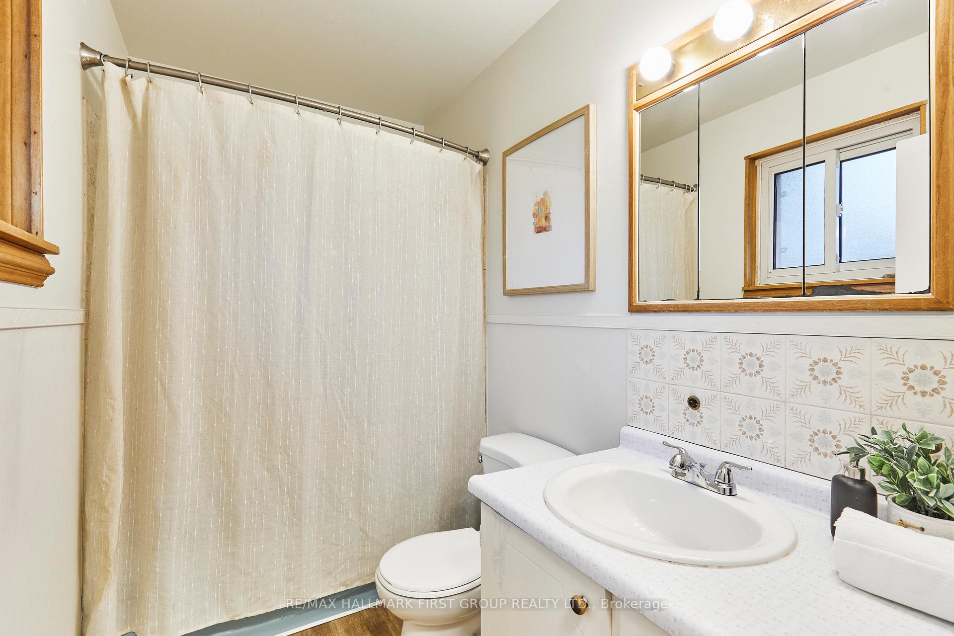Photo 27 of 856 Vicki Drive, Pickering, West Shore — HOMEH