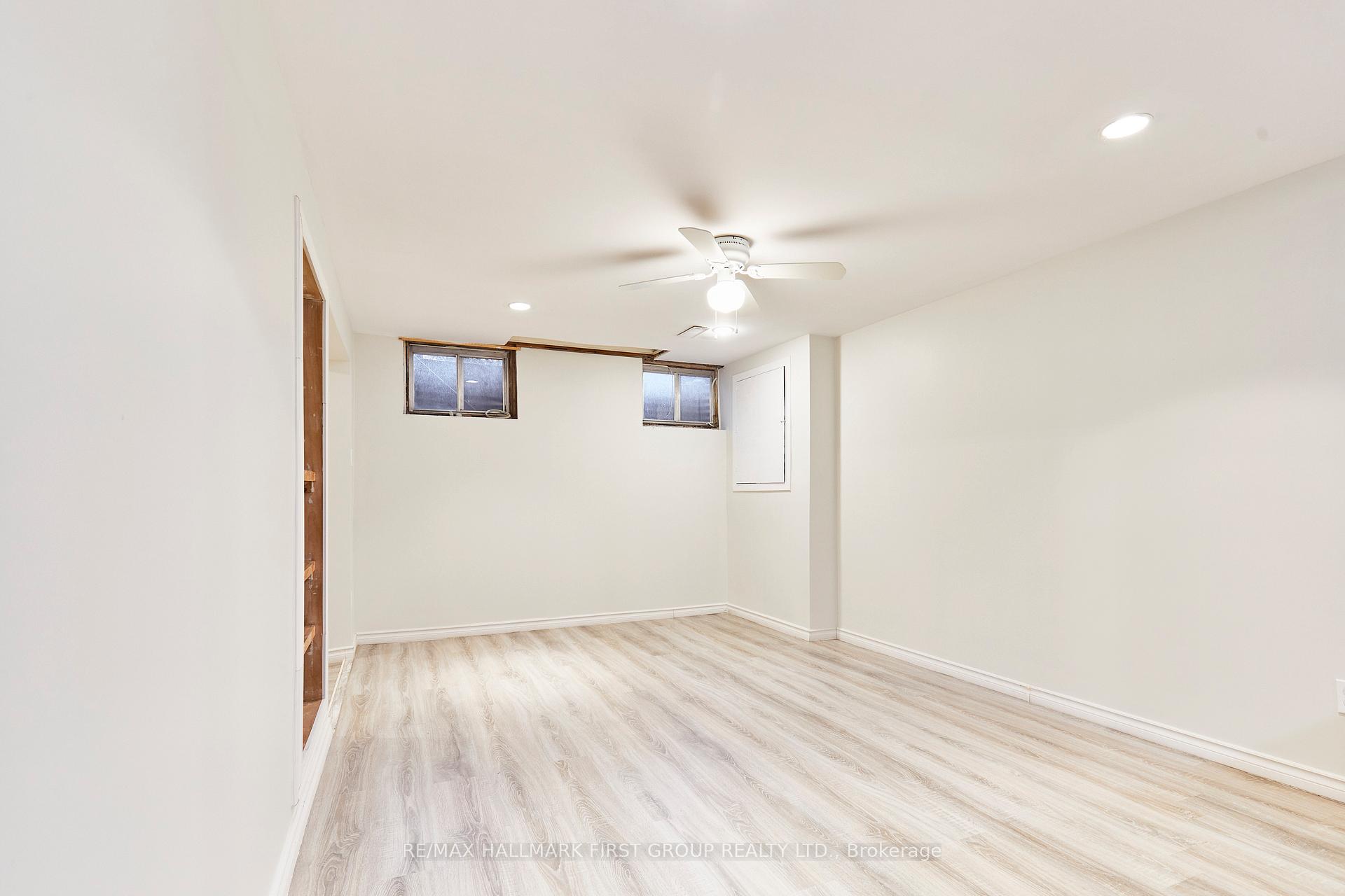 Photo 30 of 856 Vicki Drive, Pickering, West Shore — HOMEH