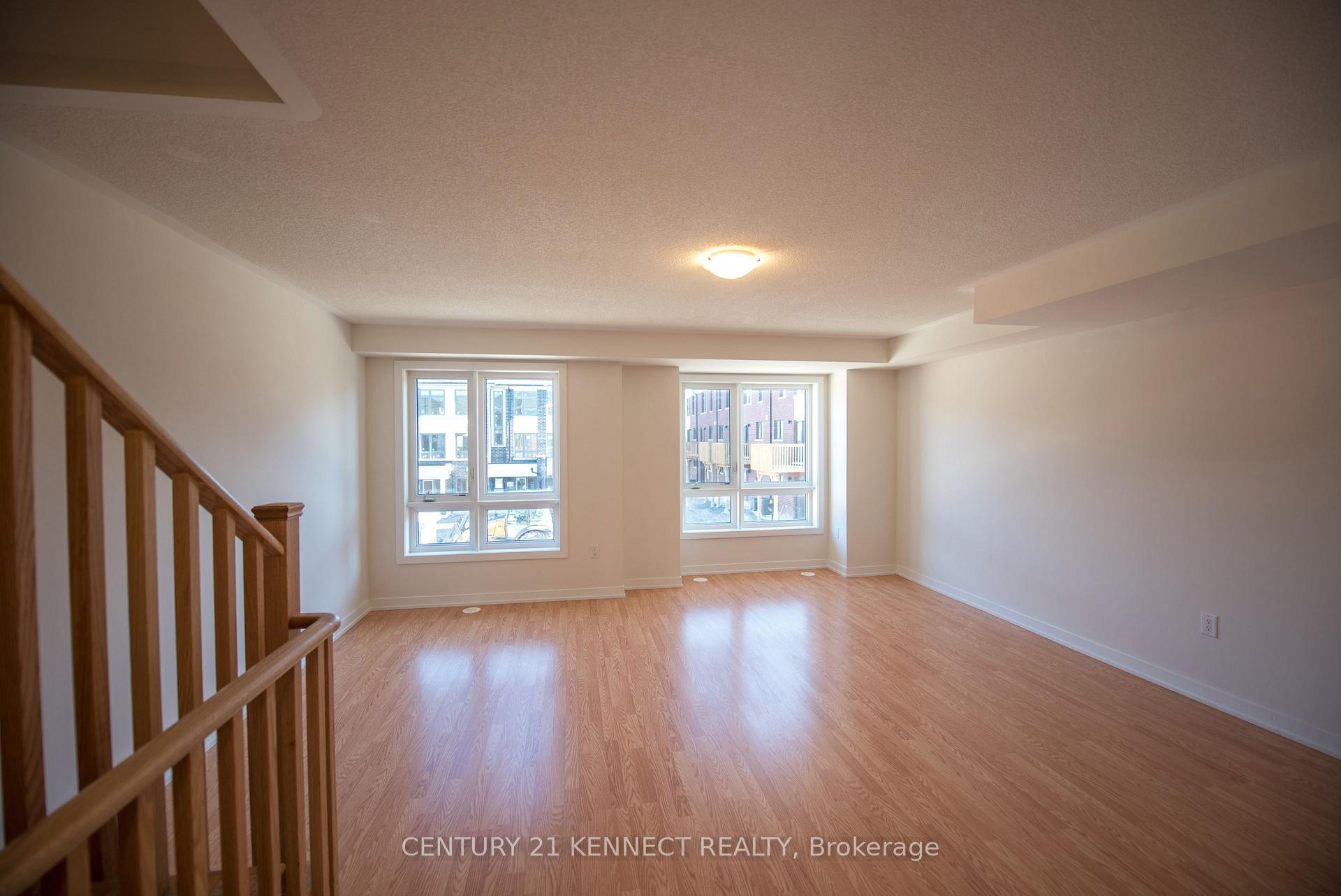 Photo 3 of 1340 Bradenton Path, Oshawa, Eastdale — HOMEH
