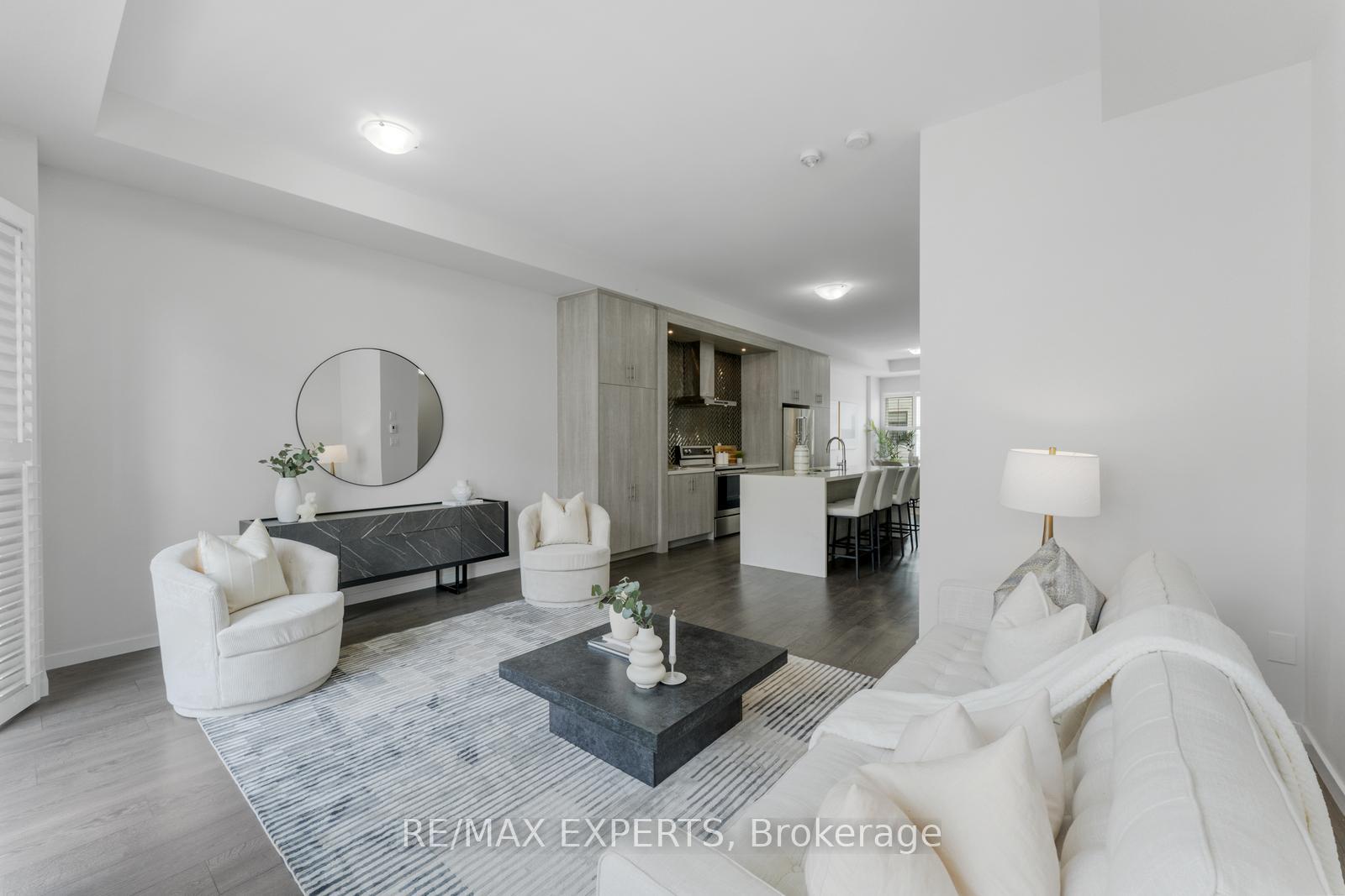 Photo 17 of 172 Sydney Circle, Vaughan, Vellore Village — HOMEH