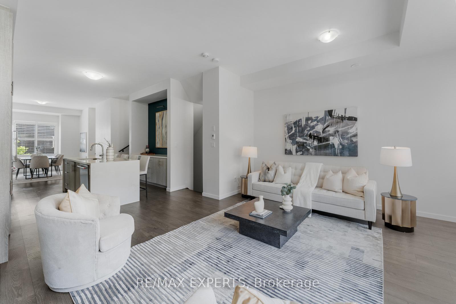 Photo 18 of 172 Sydney Circle, Vaughan, Vellore Village — HOMEH