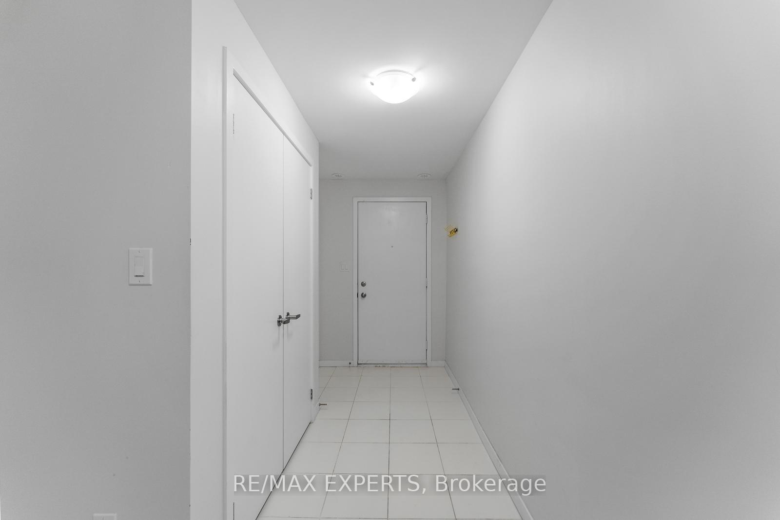 Photo 35 of 172 Sydney Circle, Vaughan, Vellore Village — HOMEH