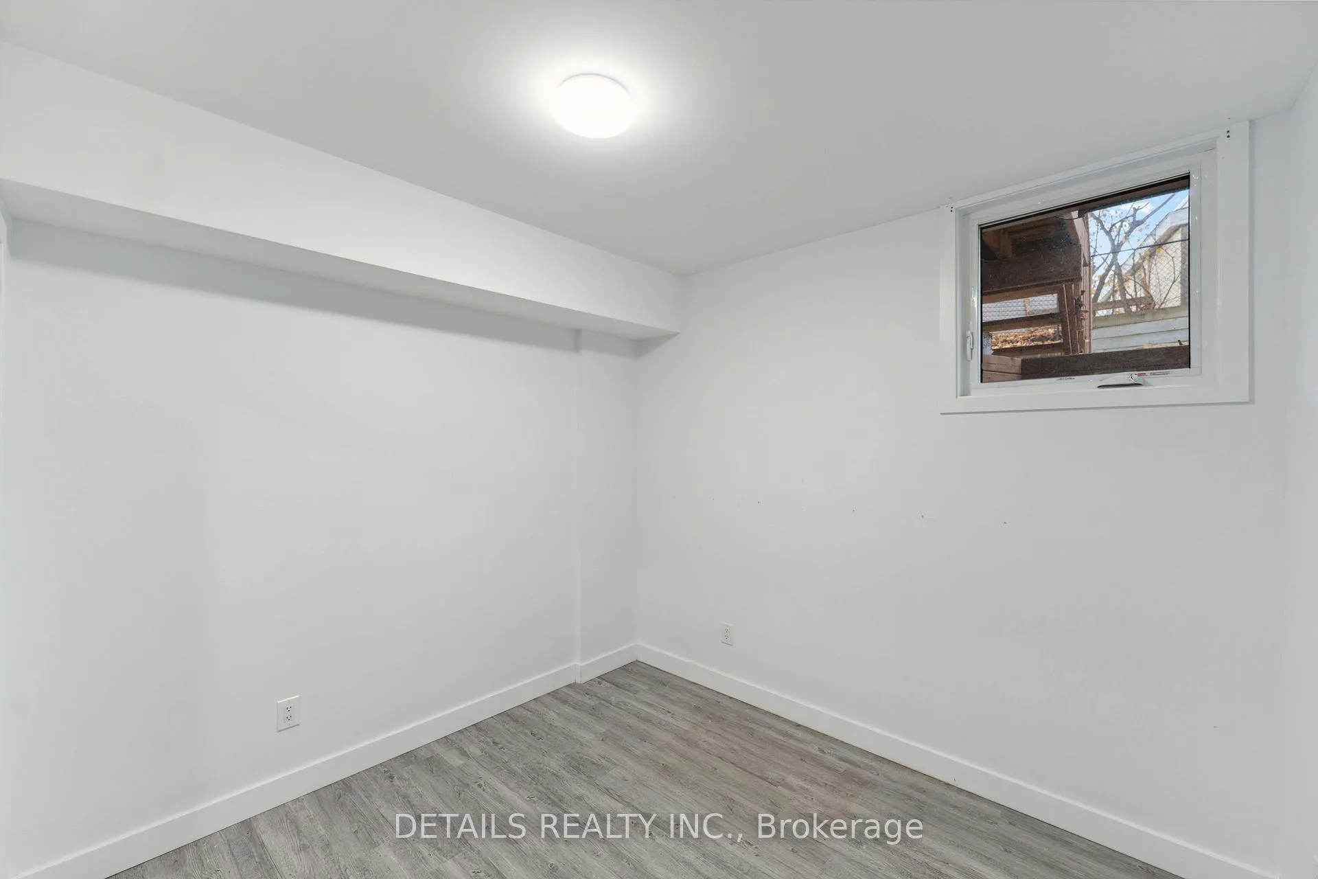 Photo 6 of Unit B, 828 B Maplewood Avenue, Ottawa, Queensway Terrace North — HOMEH